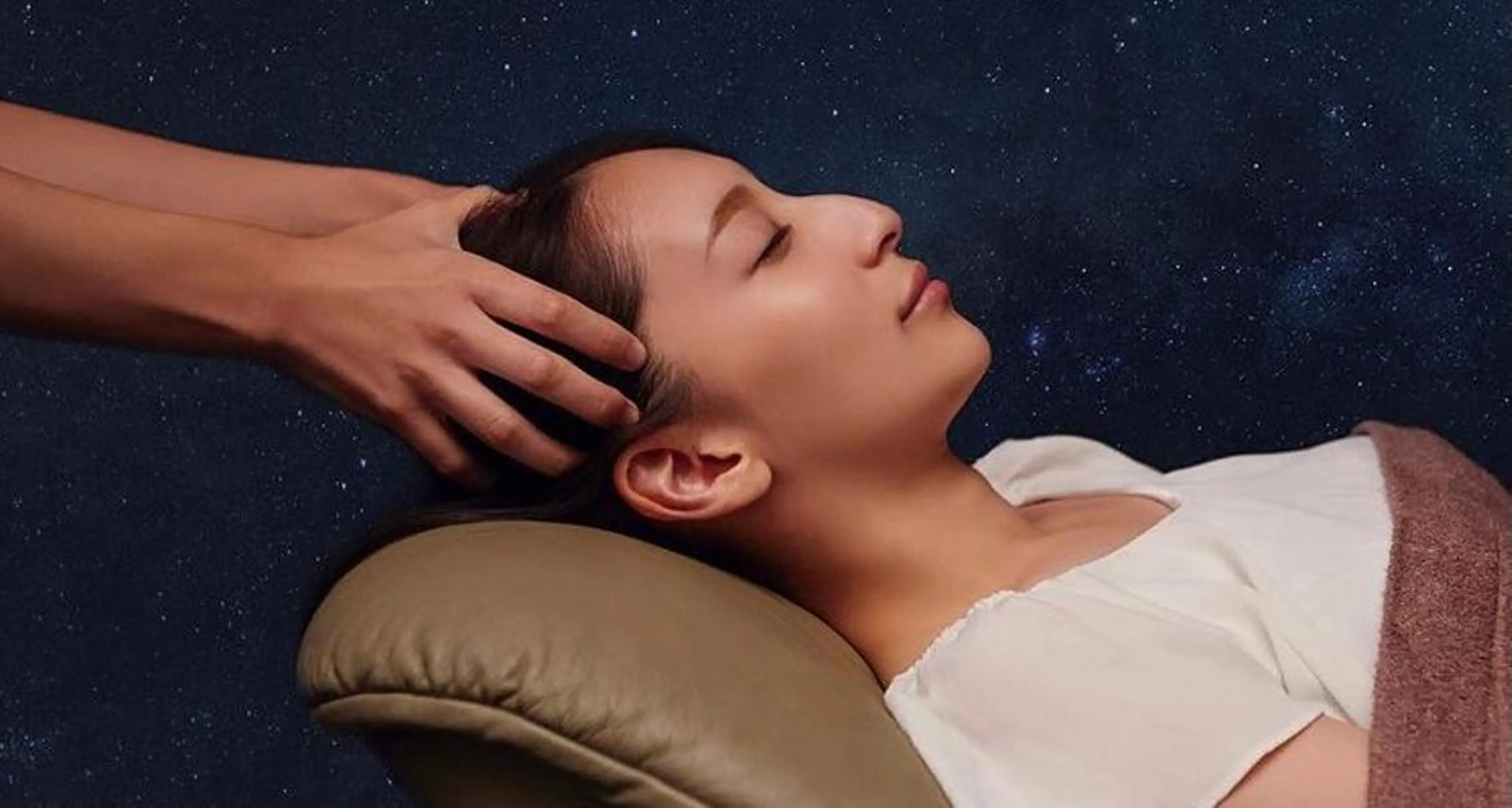 大人気！！極上の癒しメニュー✨深部加温&ベッドマッサージ（お顔、肩、首、デコルテ、背中、腕のリンパマッサージ込）の写真