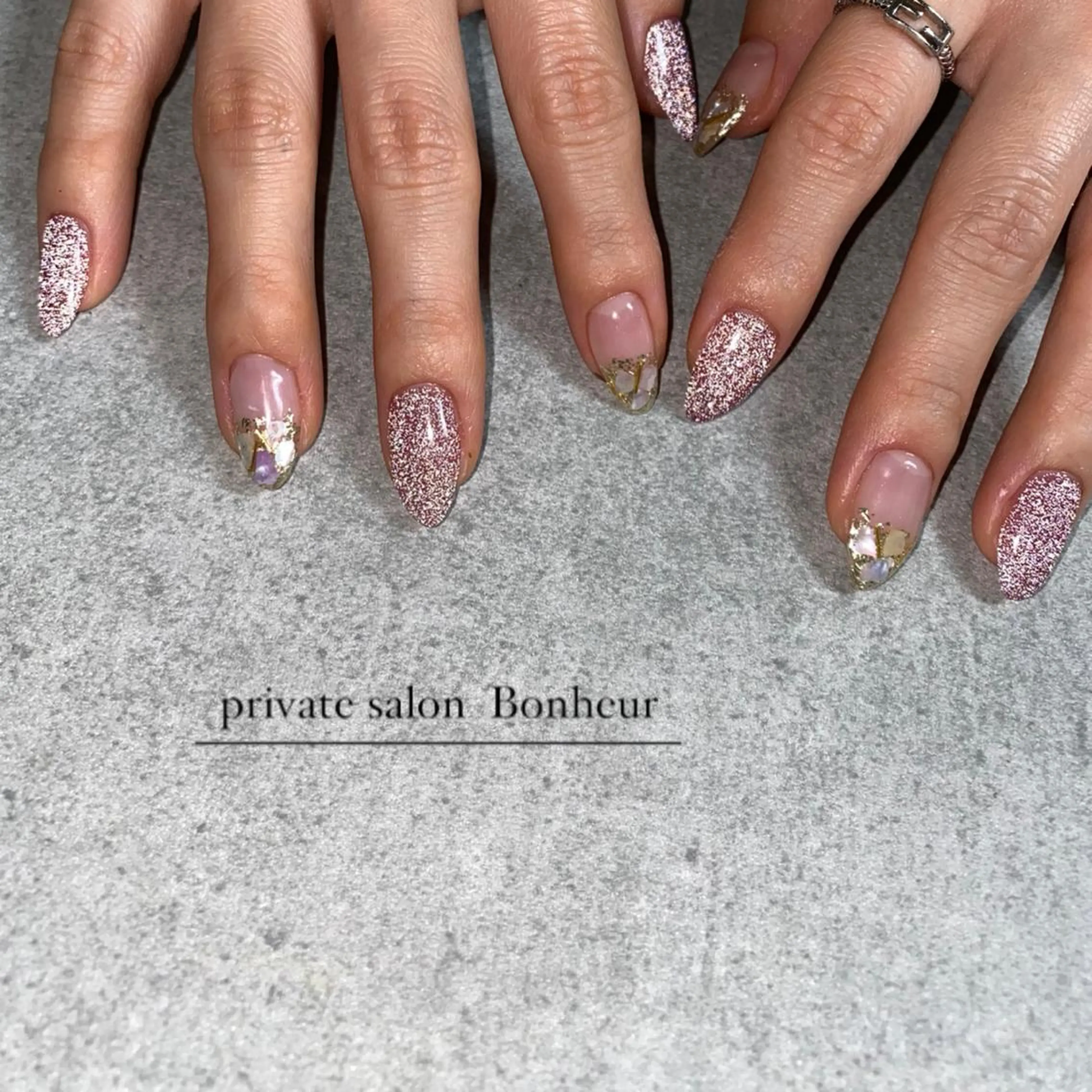 ネイル ハンドネイル BONHEUR Annaのネイルデザイン