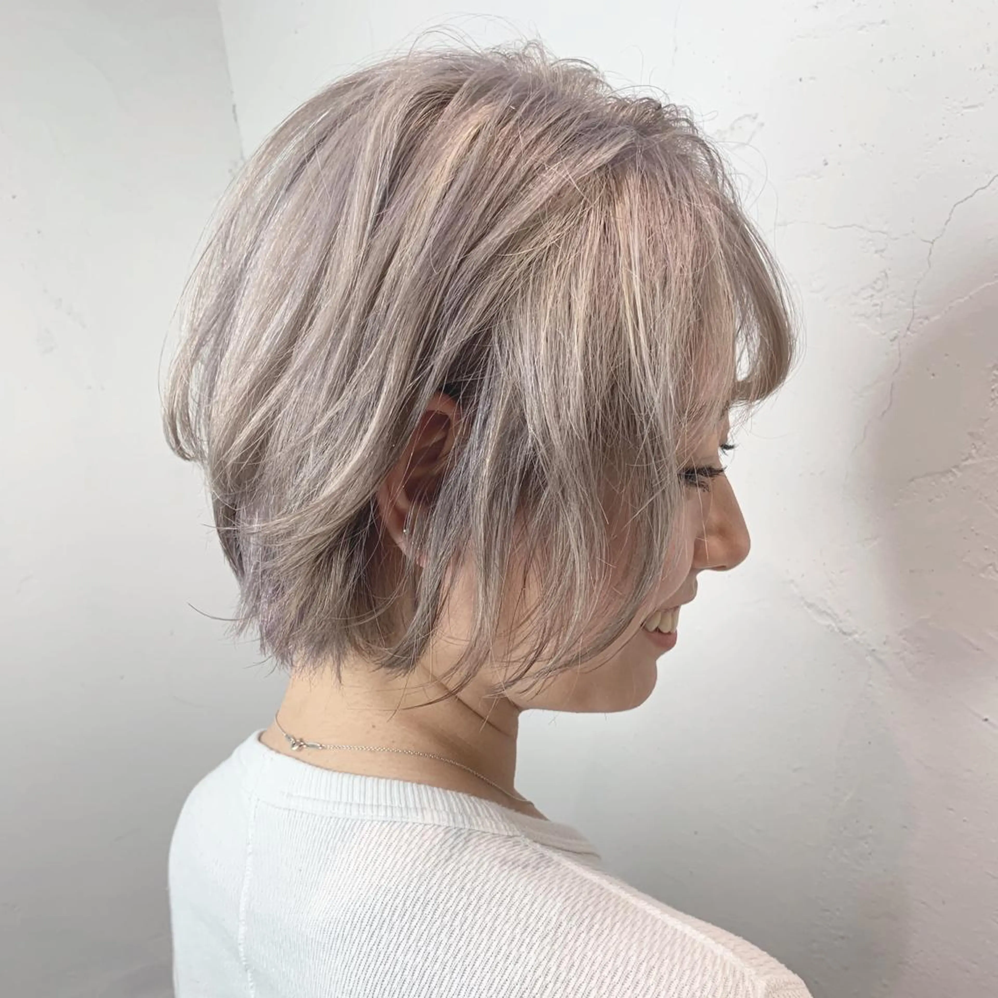 ショート カラー 酸性ストレート・ メンズ  三原 楊子のヘアスタイル