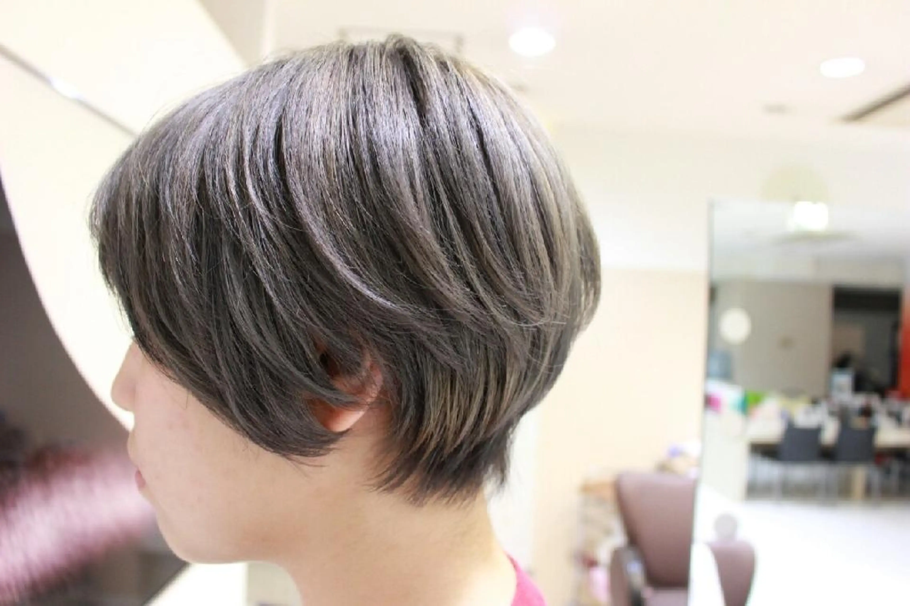 ショート カラー ショートボブ ブリーチ ボブ ショートヘア 遠藤 拓馬のヘアスタイル