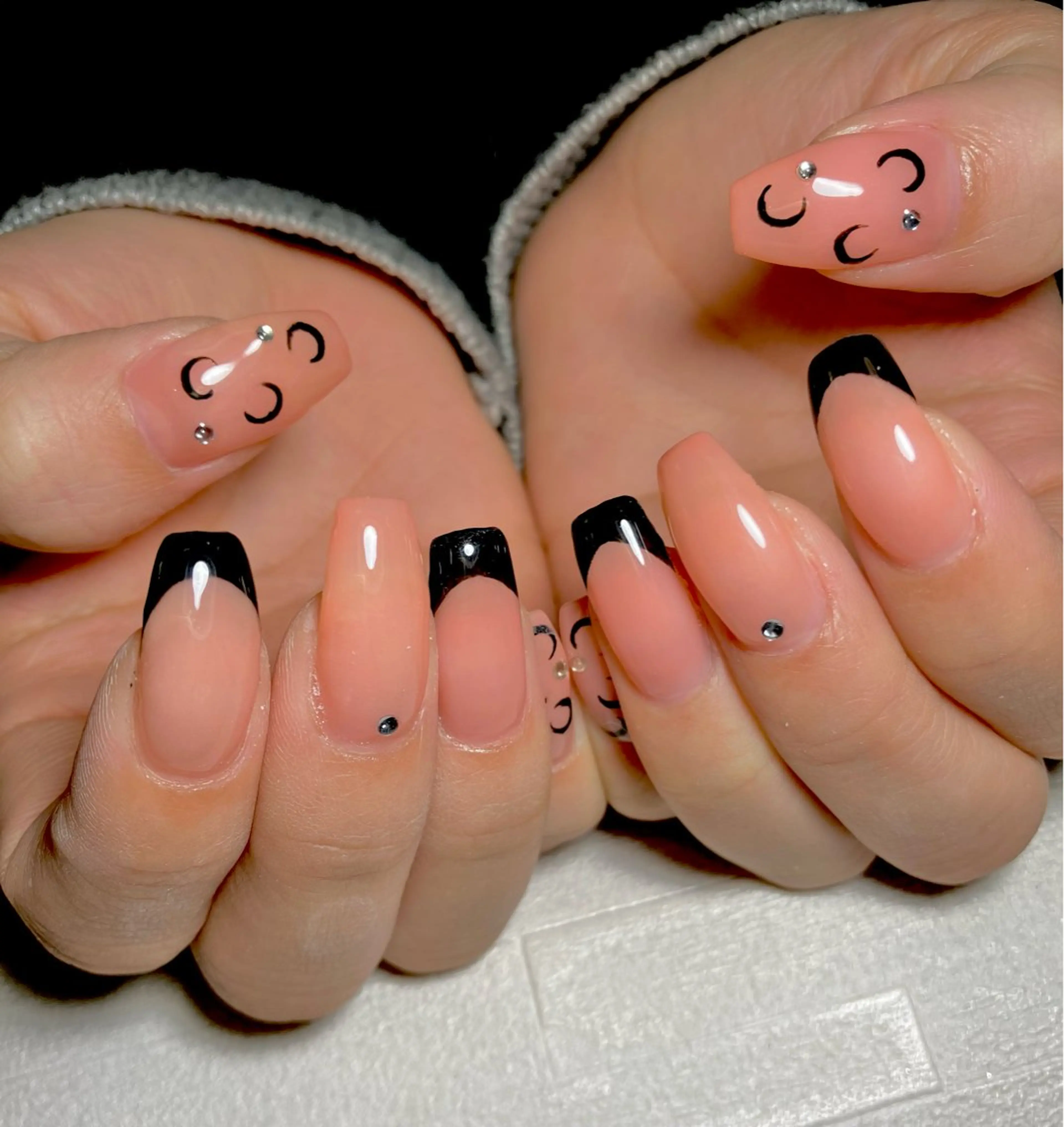 ネイル ハンドネイル Liennail 持込デザインやり放題のネイルデザイン