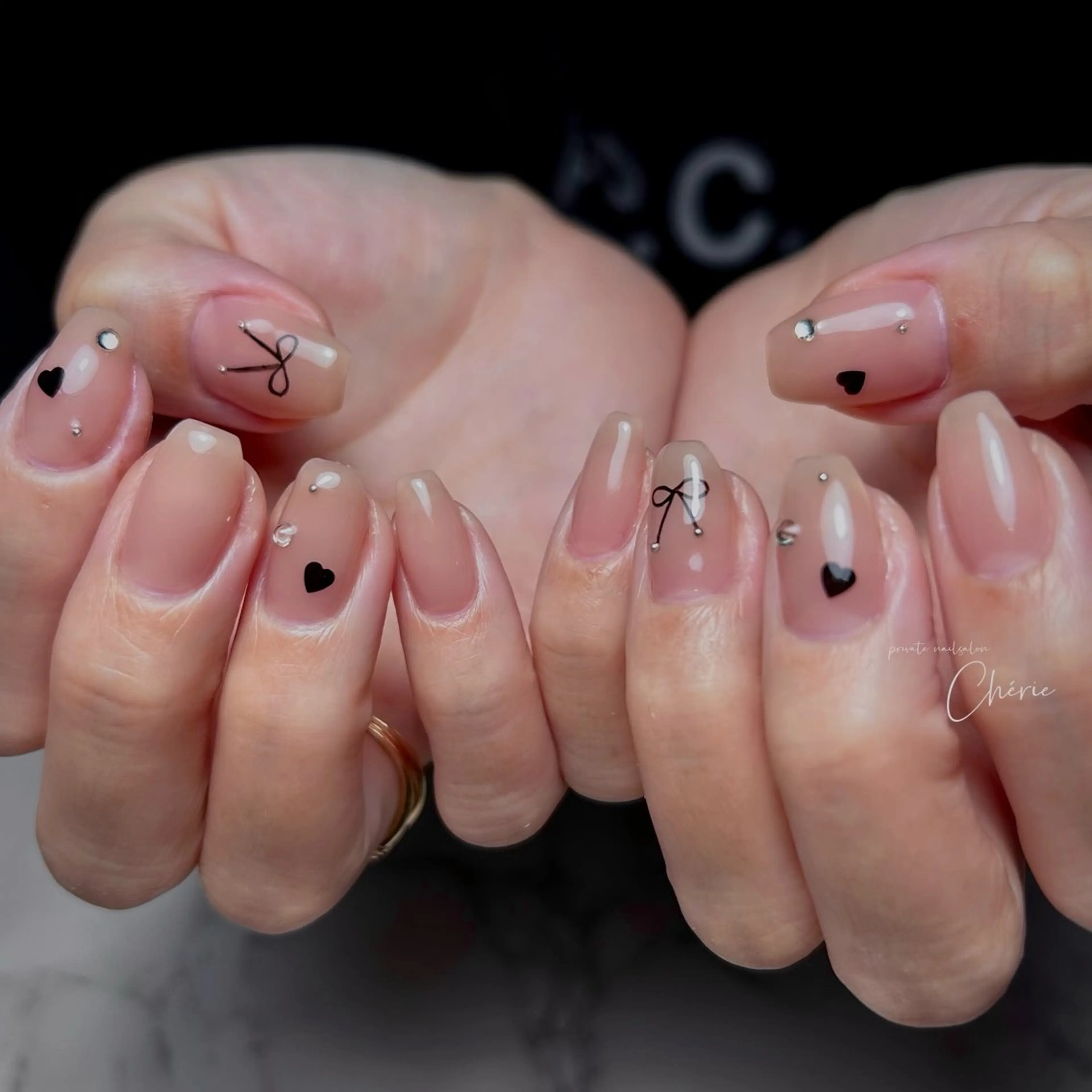 ネイル nailsalon Chérie by Raika所属・nailsalon Chérieのネイルデザイン