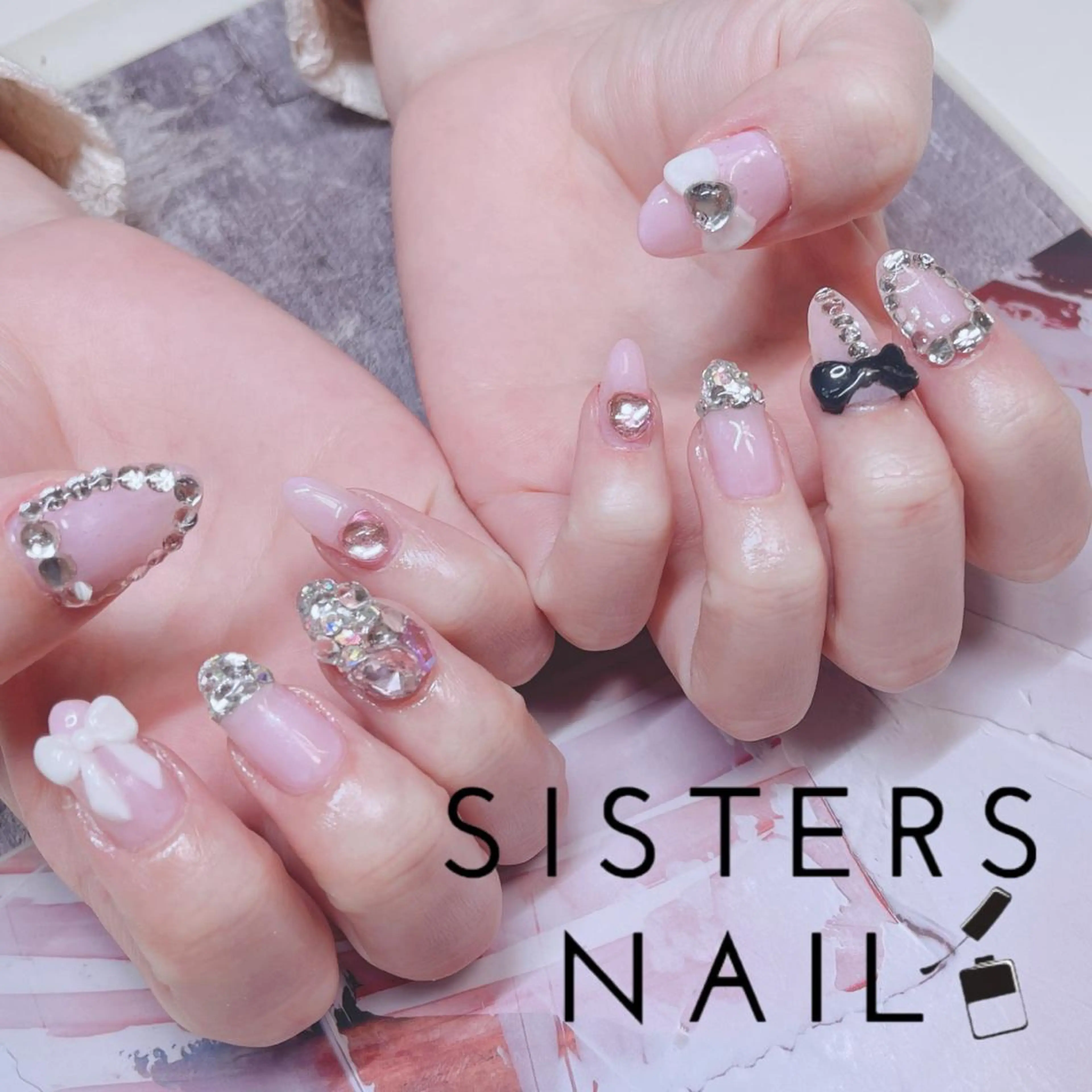 ネイル アートネイル ハート キラキラネイル ワンカラーネイル ストーンネイル ハンドネイル ハンドケア sisters nail.fのネイルデザイン