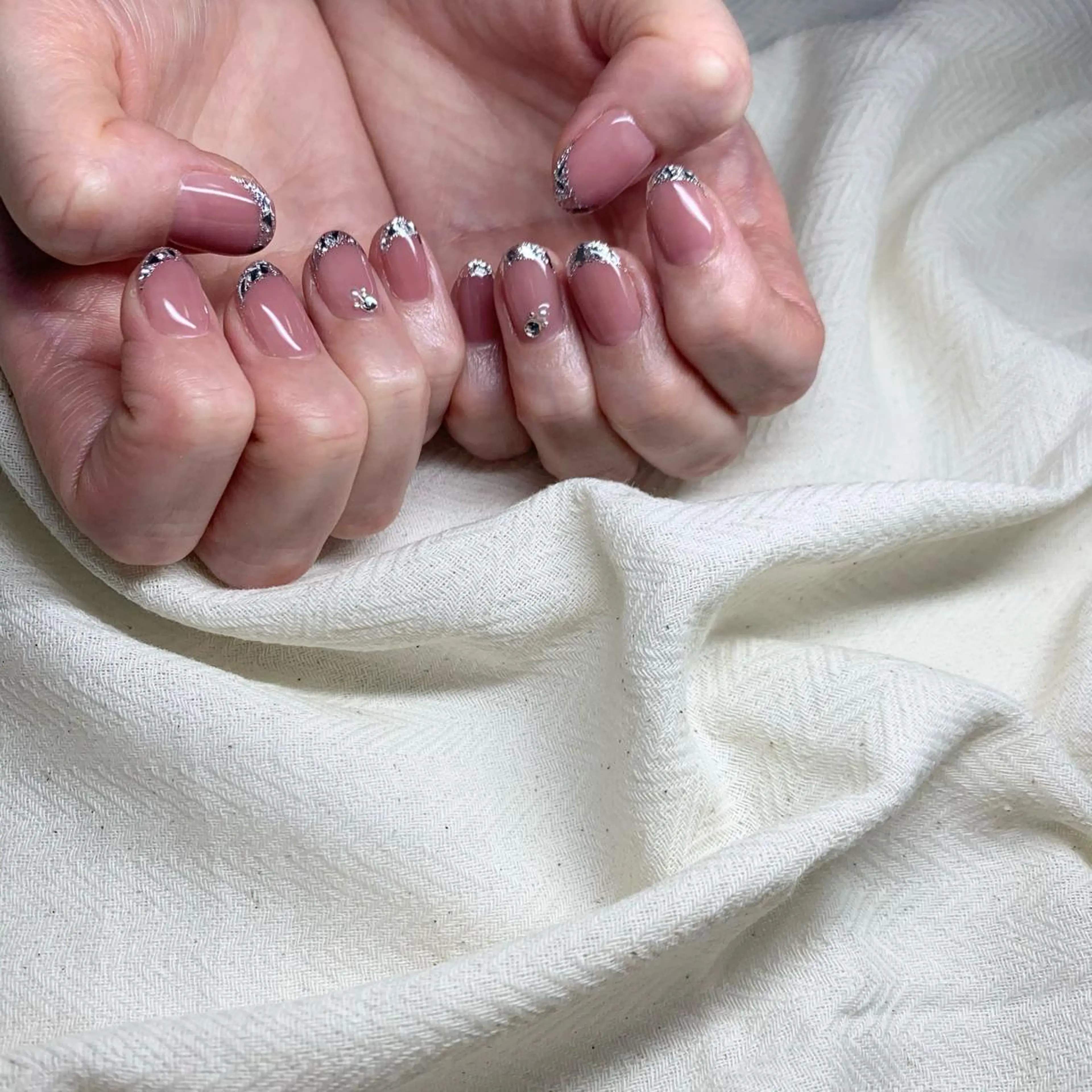 ネイル フレンチネイル ガラスフレンチ nailsalon ＊hwa-hwa＊のネイルデザイン