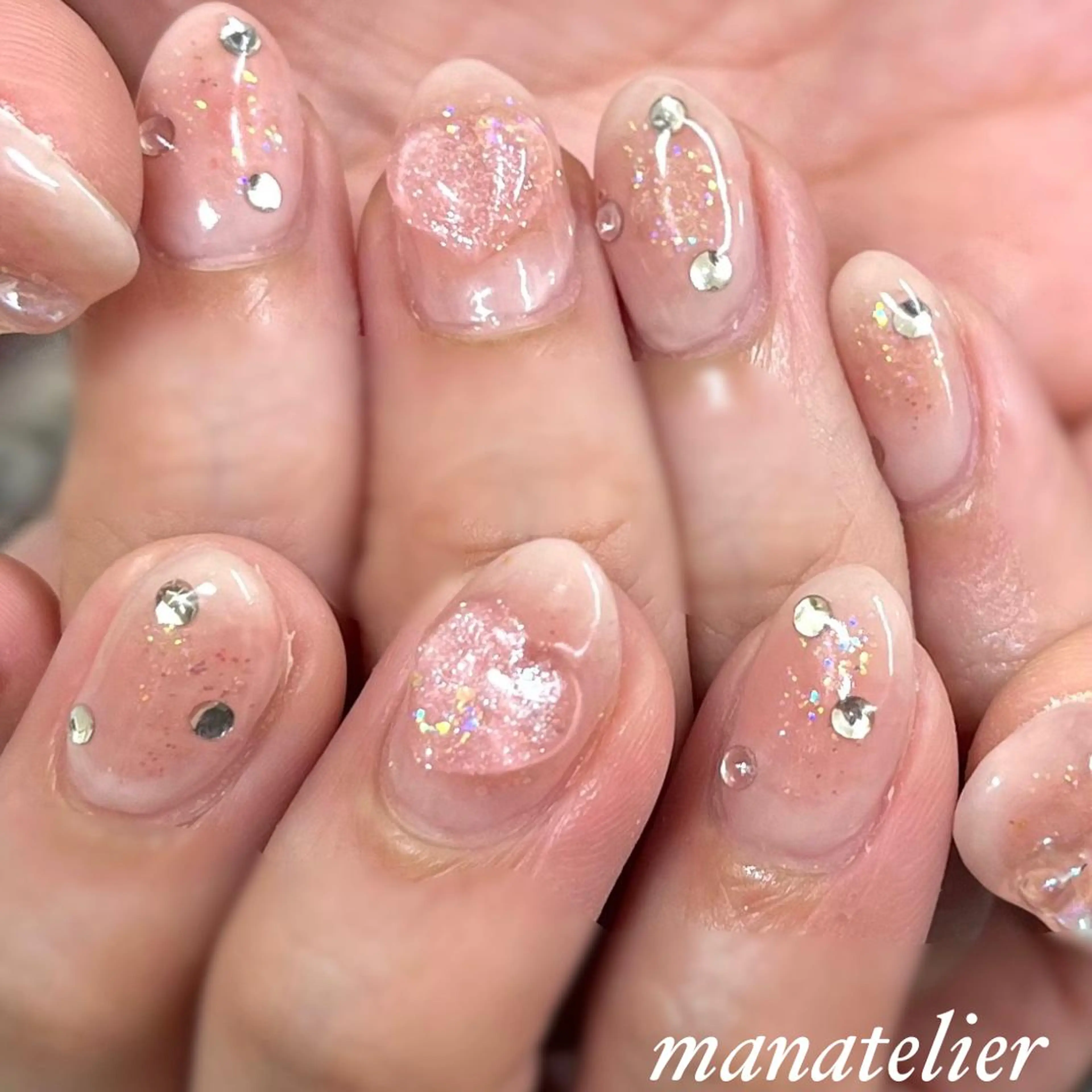 ネイル チークネイル ハート ハンドネイル manatelier マナトリエのネイルデザイン
