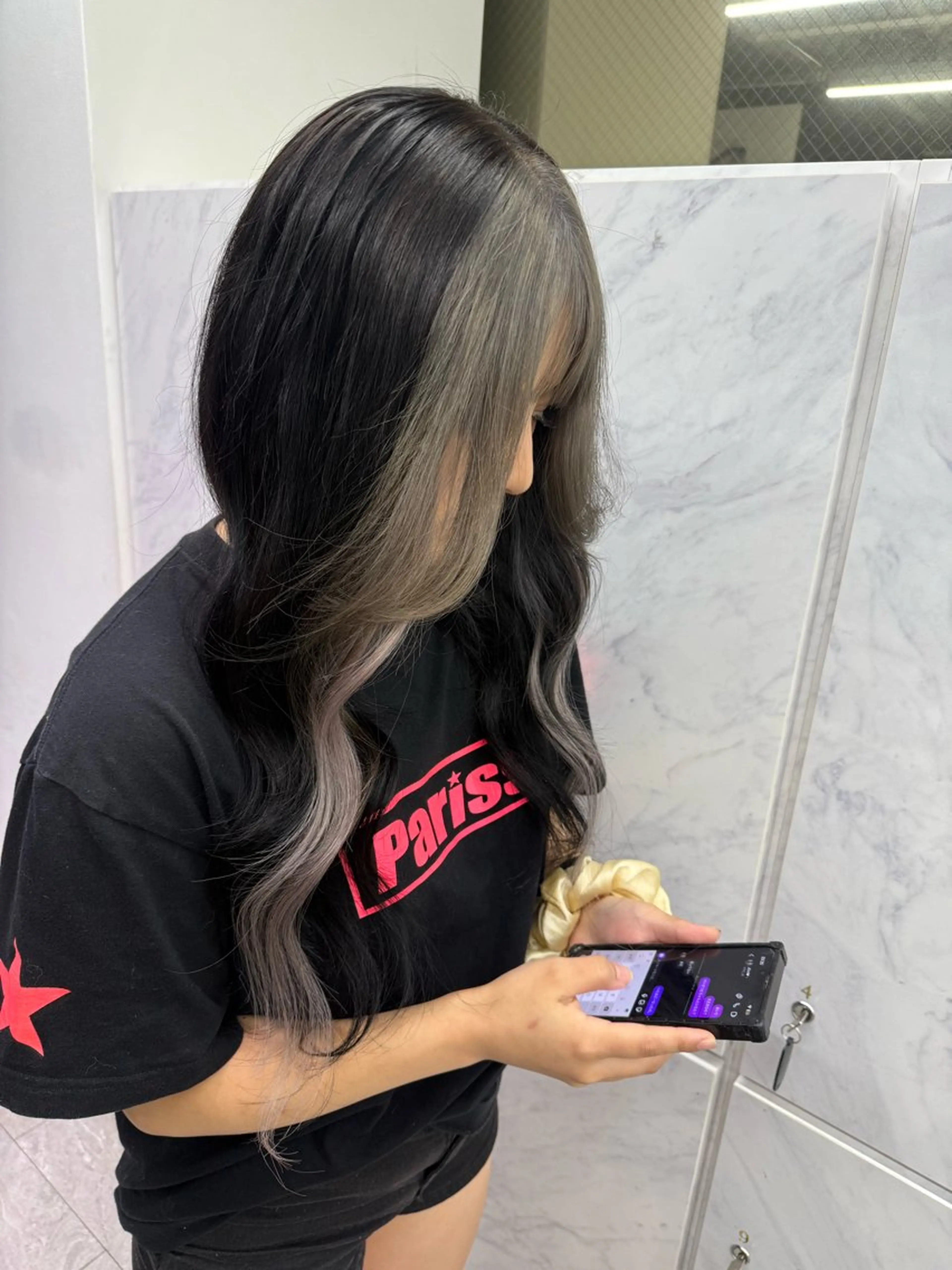 ロング ヘアカラー ハイトーンカラーエク ステ🌺RENA🌺のヘアスタイル