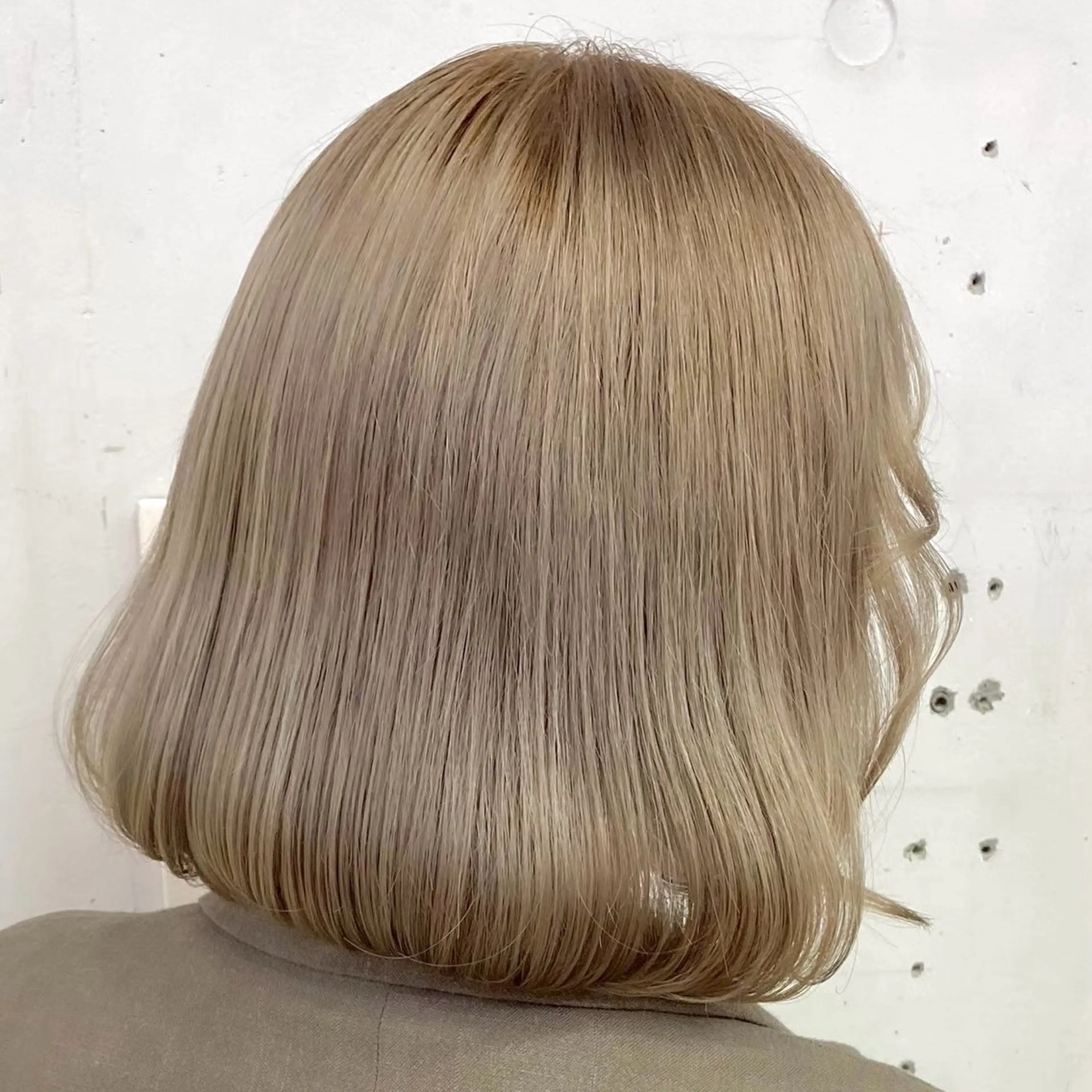 ショート カラー ヘアカラー トリートメント ヘアセット 🍎ハイトーン/ 透明感カラー🍎リオのヘアスタイル