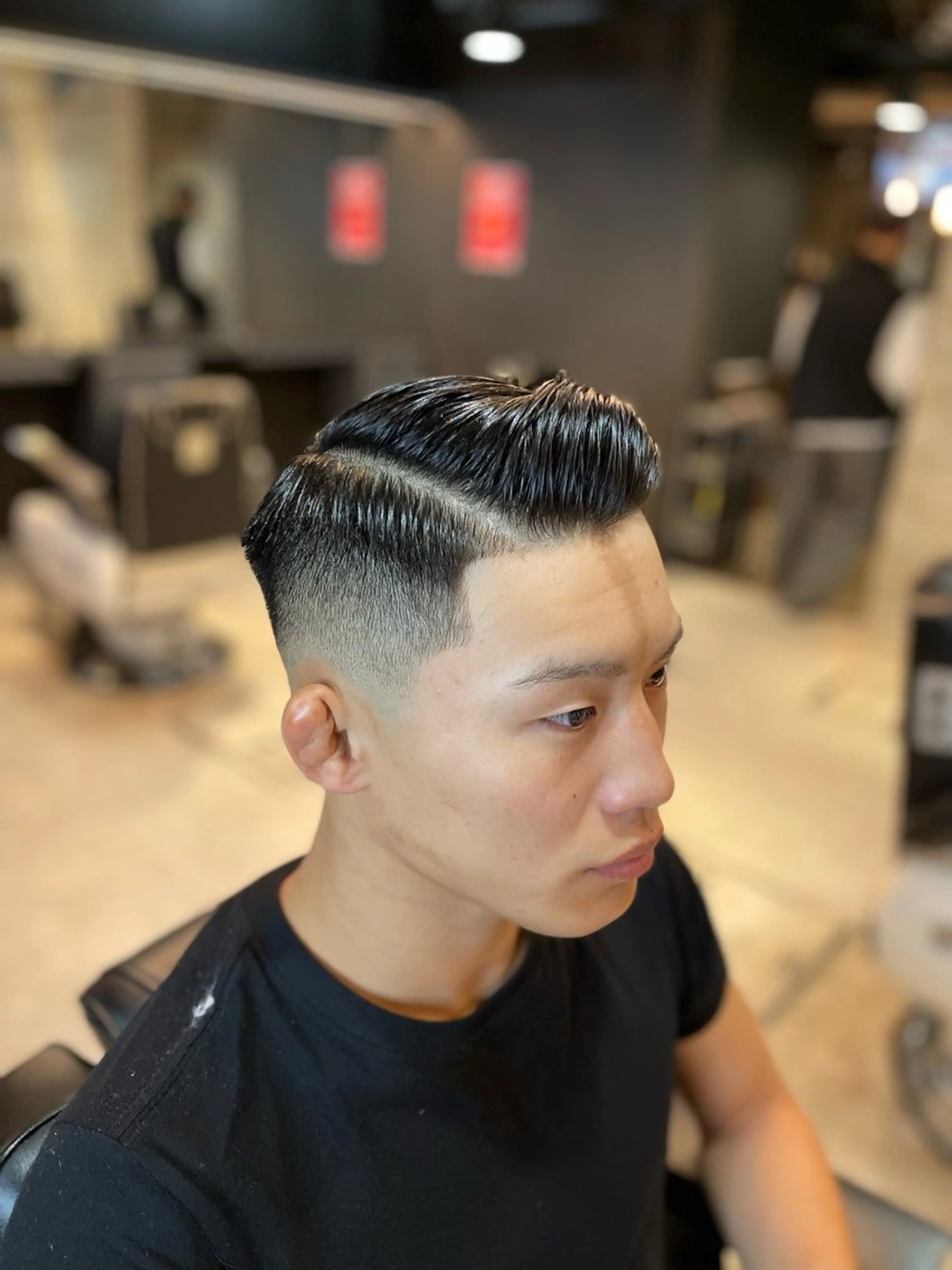 ショート メンズ FRANK’S BARBER&BEER CLUB 日比谷店所属・TAKU ／フェード／パーマのヘアスタイル