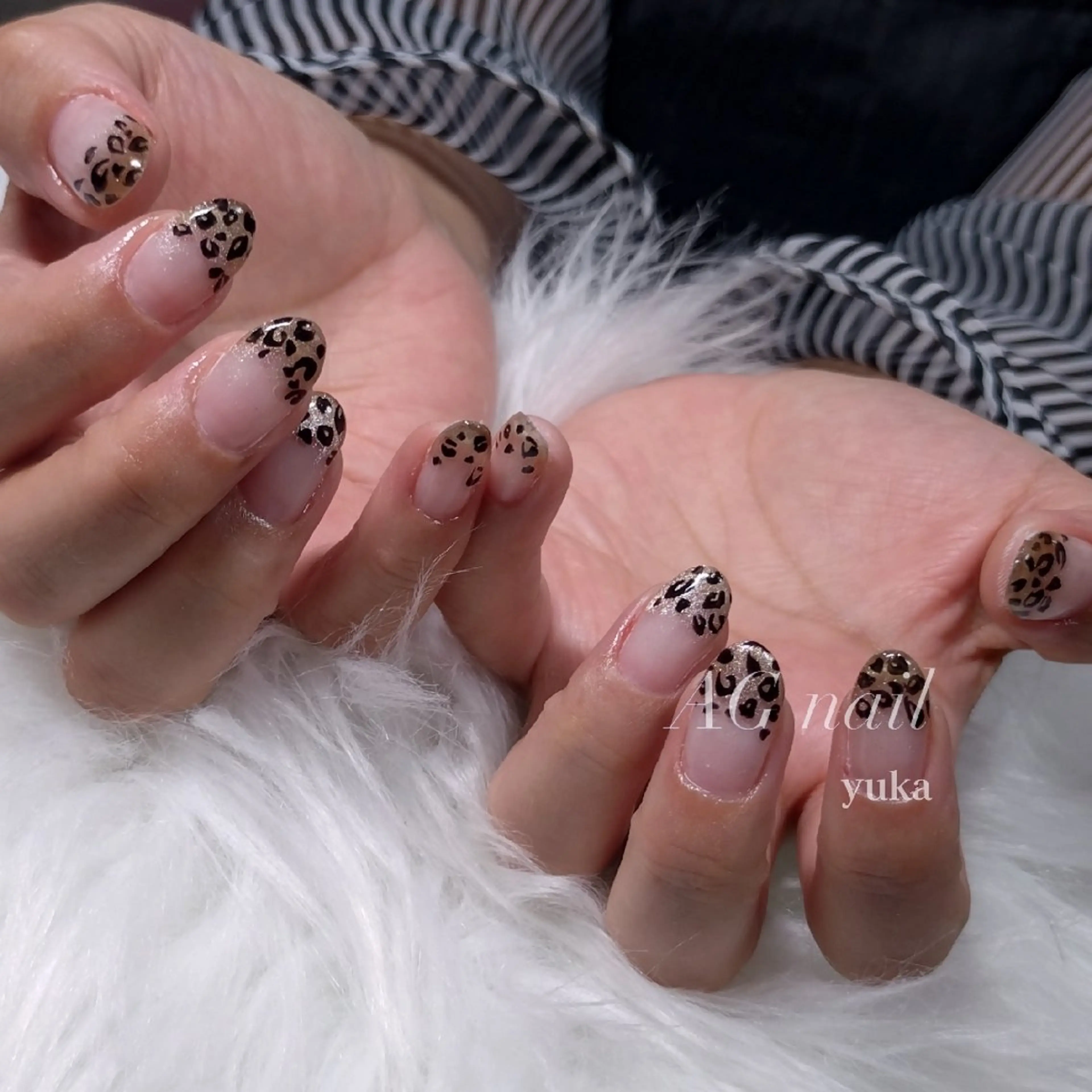ネイル アニマル柄 グラデーション マグネットネイル ハンドネイル AG nail 〚　yuka　〛のネイルデザイン