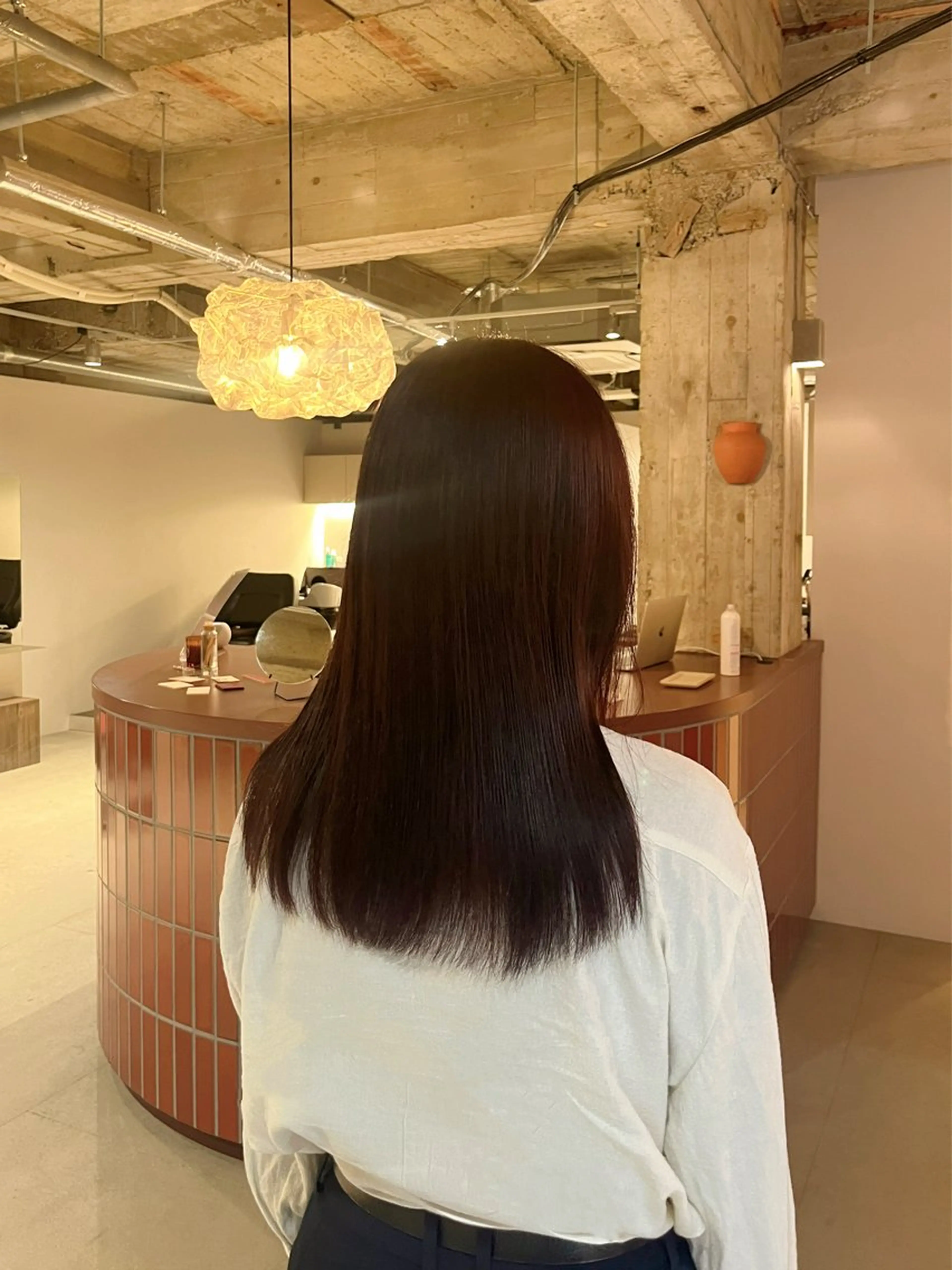 カラー 久保田 群青のヘアスタイル