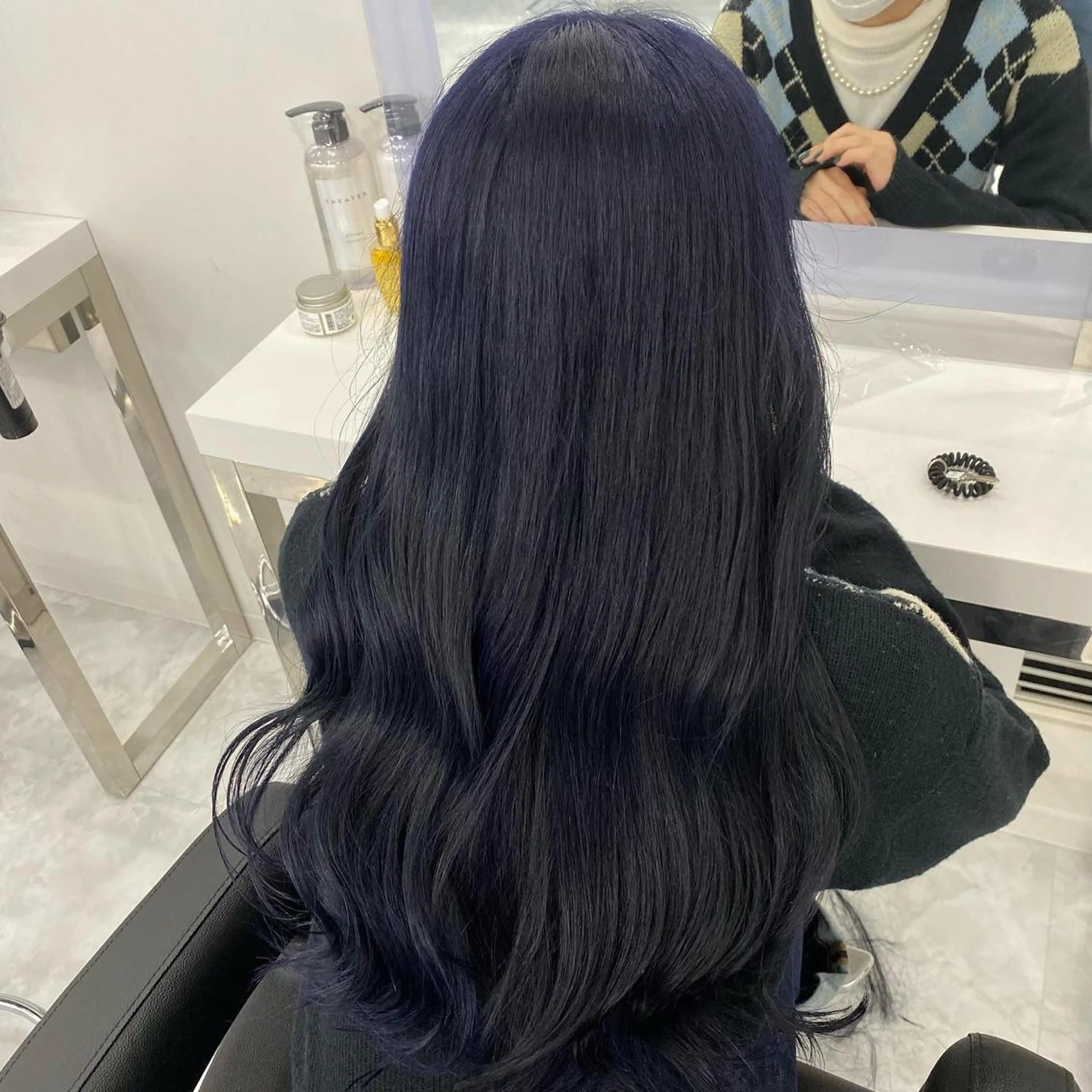 セミロング カラー ヘアアレンジ メンズ 黒髪 ブルーカラー ブルーブラック ヘアカラー トリートメント ヘッドスパ ヘアセット ♡上品韓国髪♡ブラ ウン/SAYATOのヘアスタイル