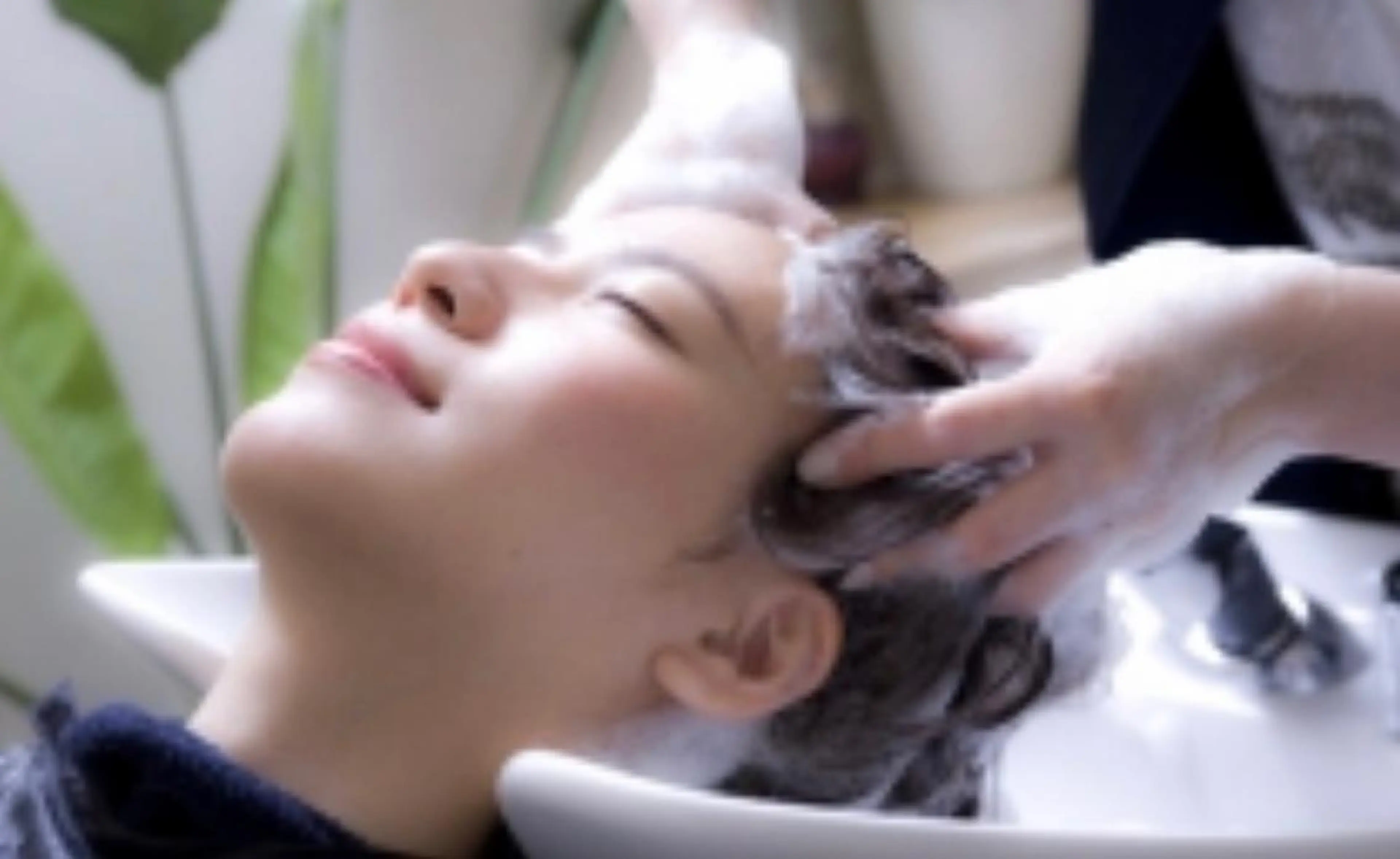 ミディアム 🦋韓国系指名No1 店長/圓山 祐也🦋のヘアスタイル