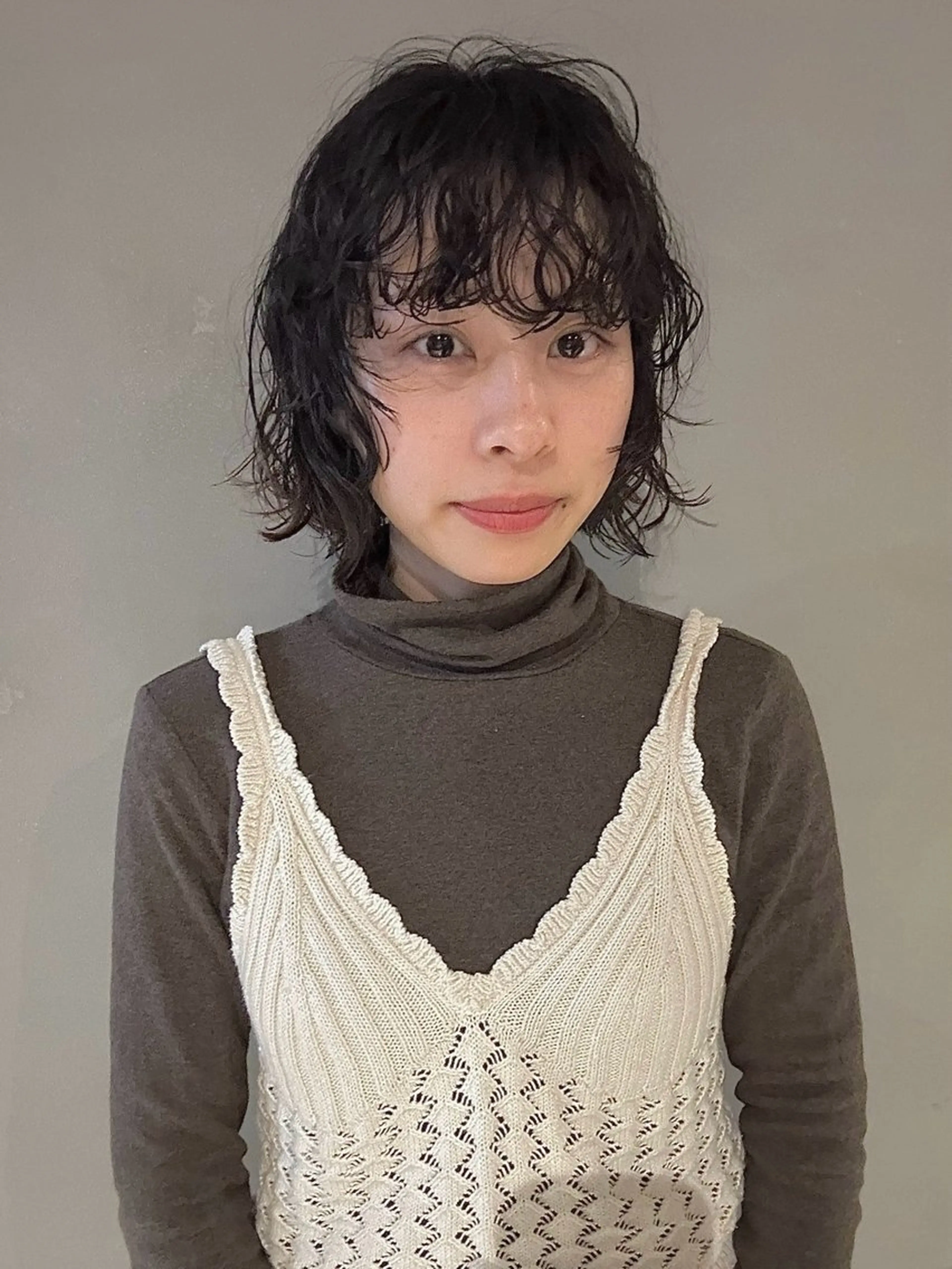 ミディアム パーマ ミディアムパーマ ボブ レイヤーカット ウルフカット ウルフボブ カット パーマ トリートメント 🧼柴田 健太郎🧼のヘアスタイル