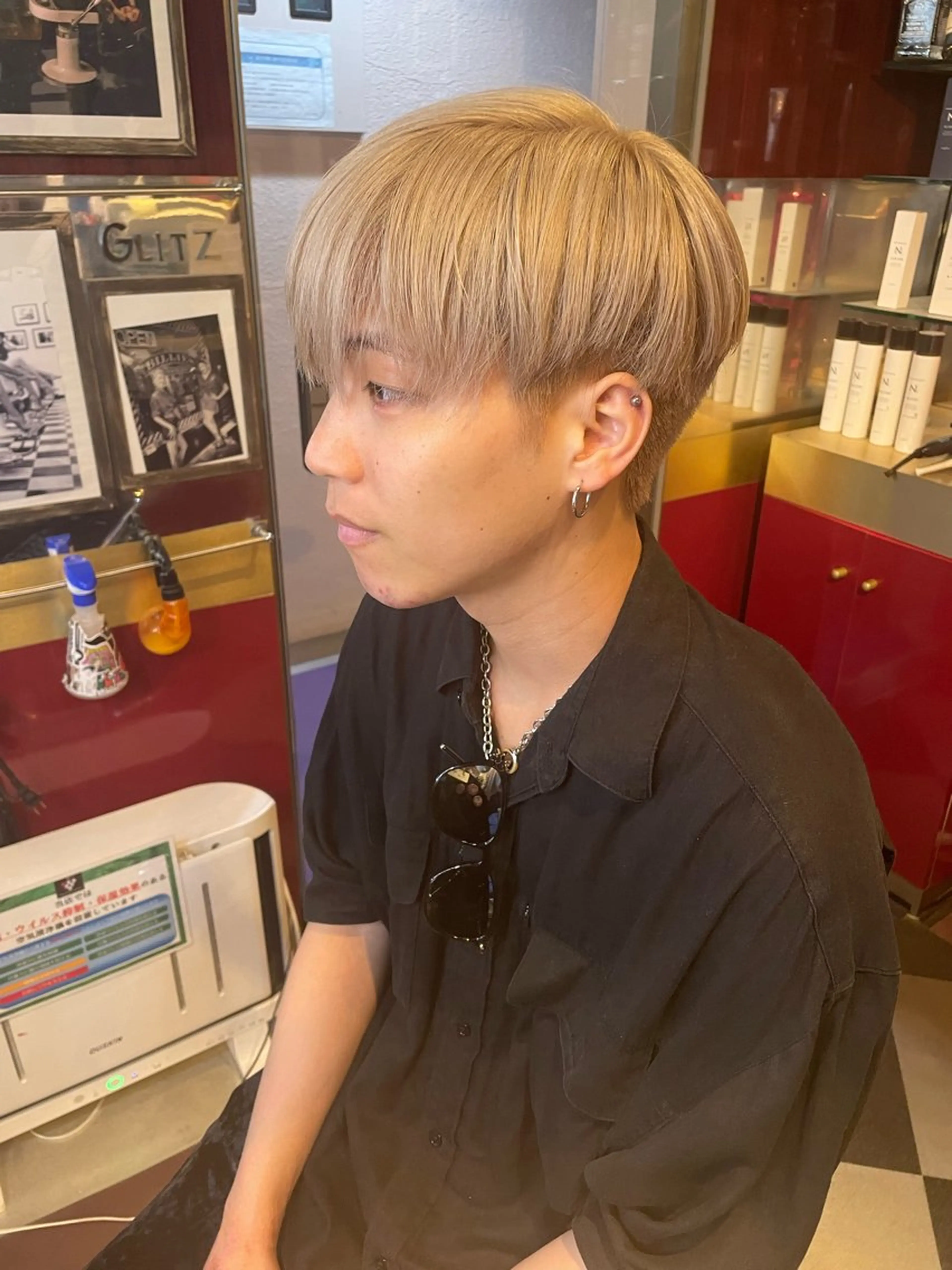 カラー メンズ マッシュ ブロンド ホワイトブロンド 👑派手髪/カット 👑ANRYのヘアスタイル