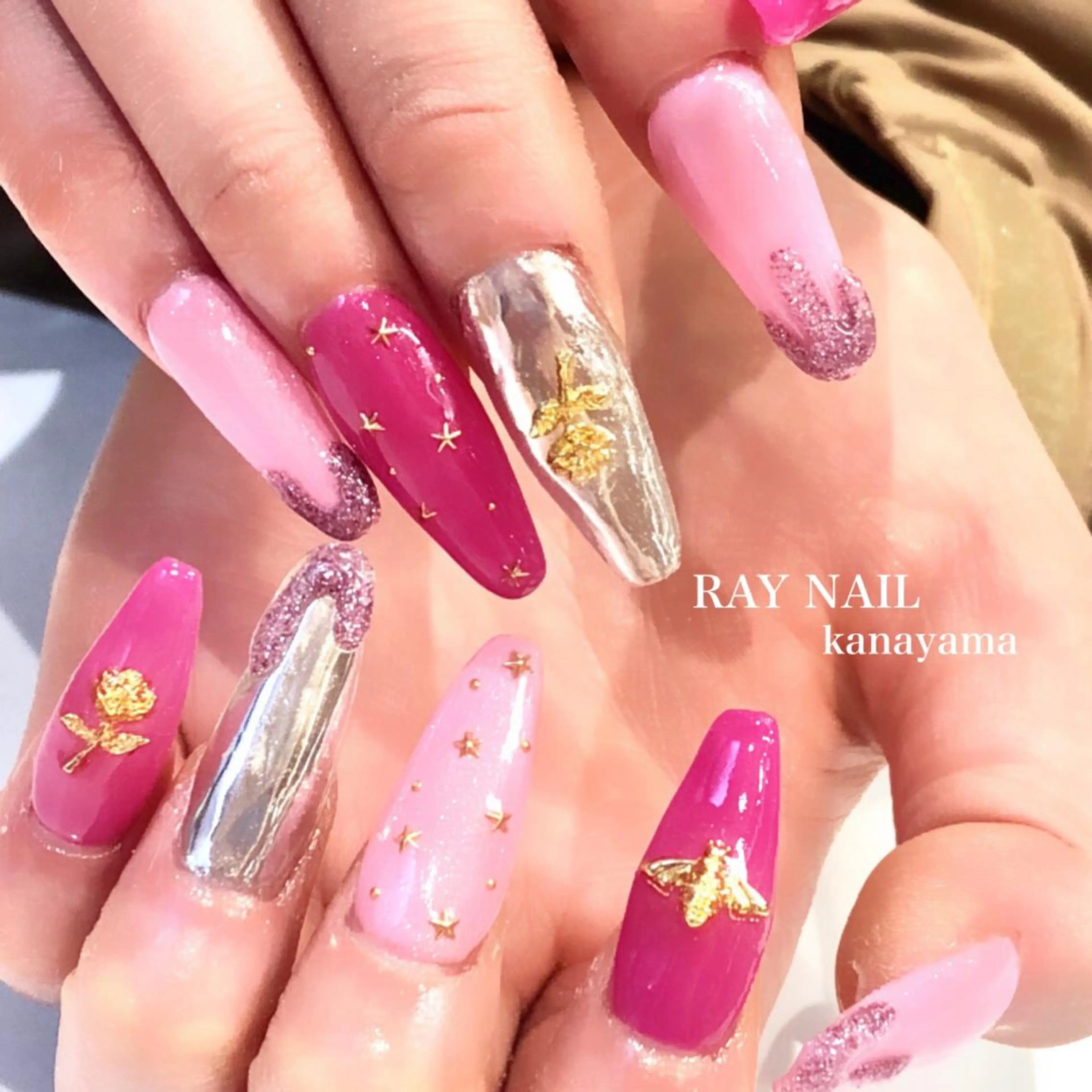 ネイル ゴールド ピンク ハンドネイル Arowa 伊田のネイルデザイン