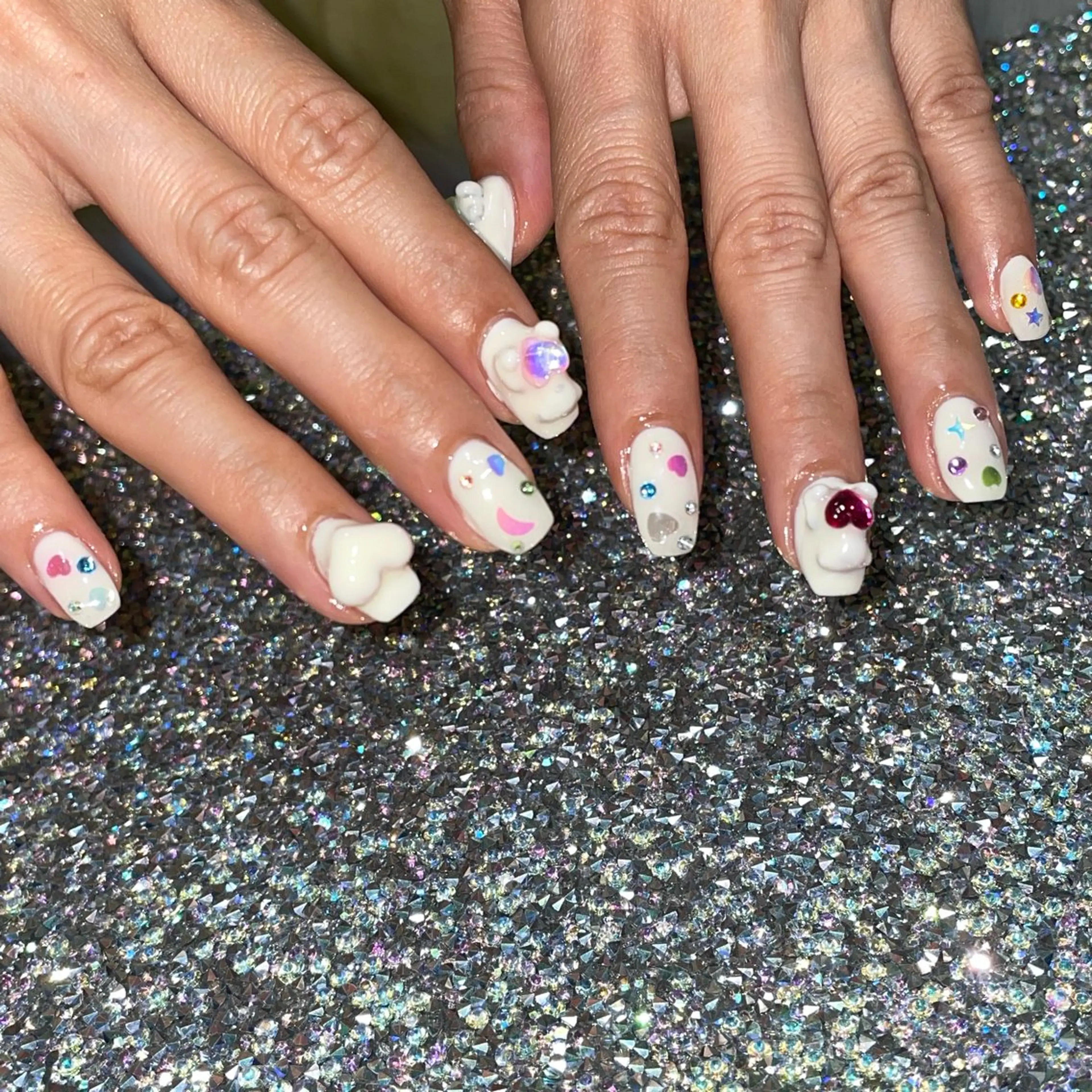 ネイル ラメ(グリッター) RICO NAIL所属・RICO Nail パーツつけ放題🌈のネイルデザイン