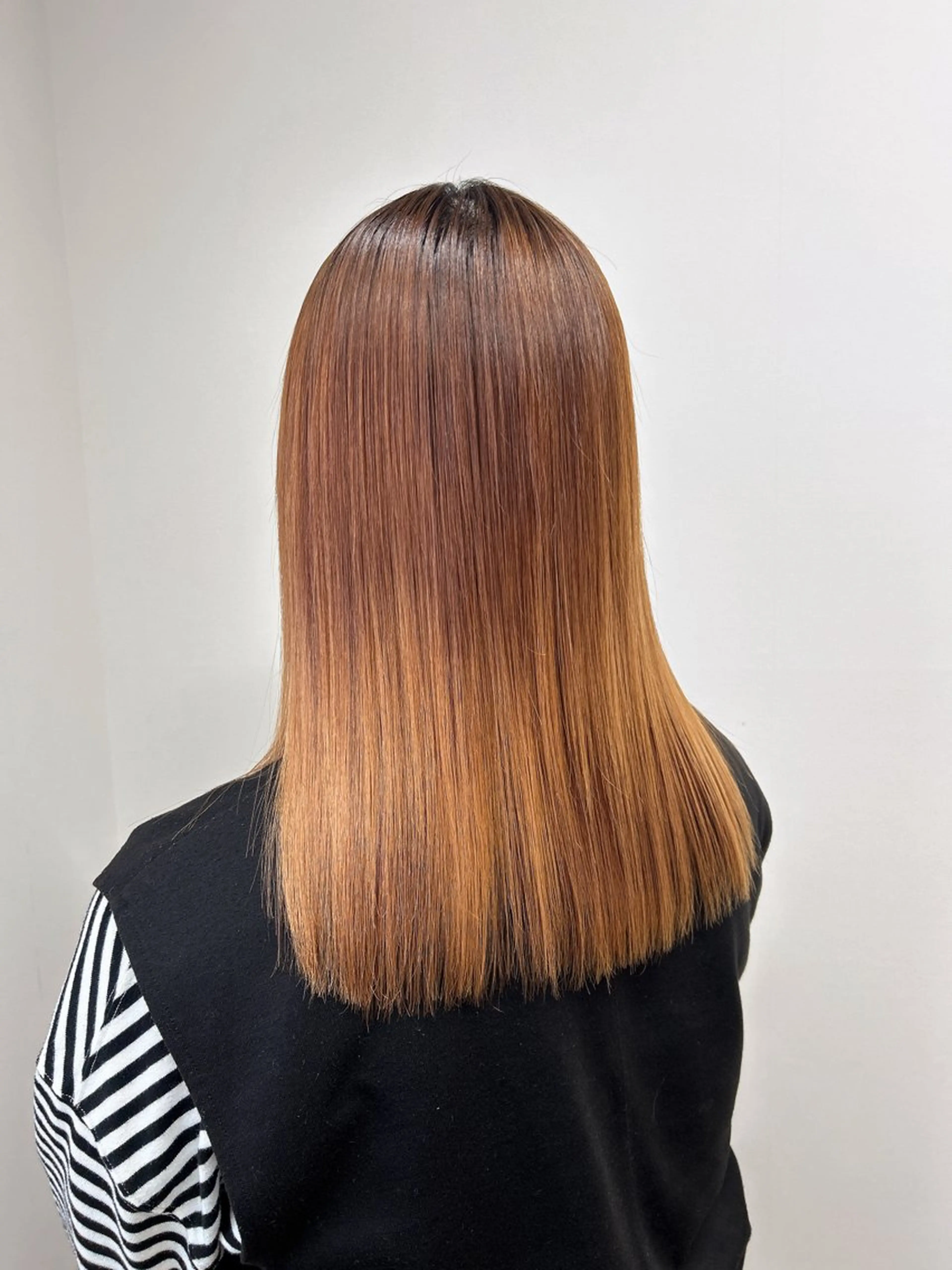 ミディアム カット 縮毛矯正 トリートメント 伶風/デザインカット /ボブ/透明感カラーのヘアスタイル