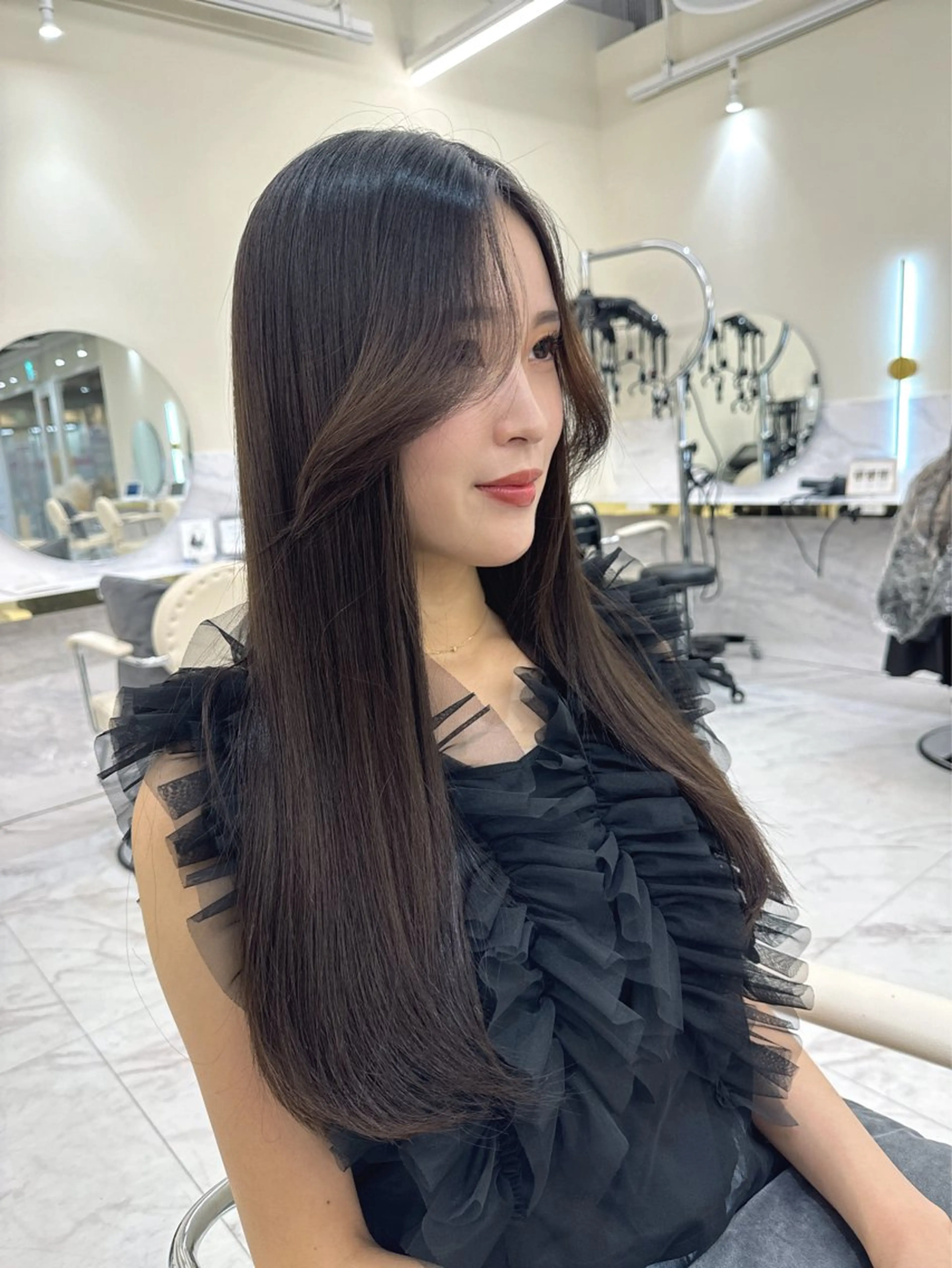 ロング カラー パーマ ヘアアレンジ 縮毛矯正 カット ヘアカラー 縮毛矯正 トリートメント 髪質改善特化 🫧松野力也のヘアスタイル