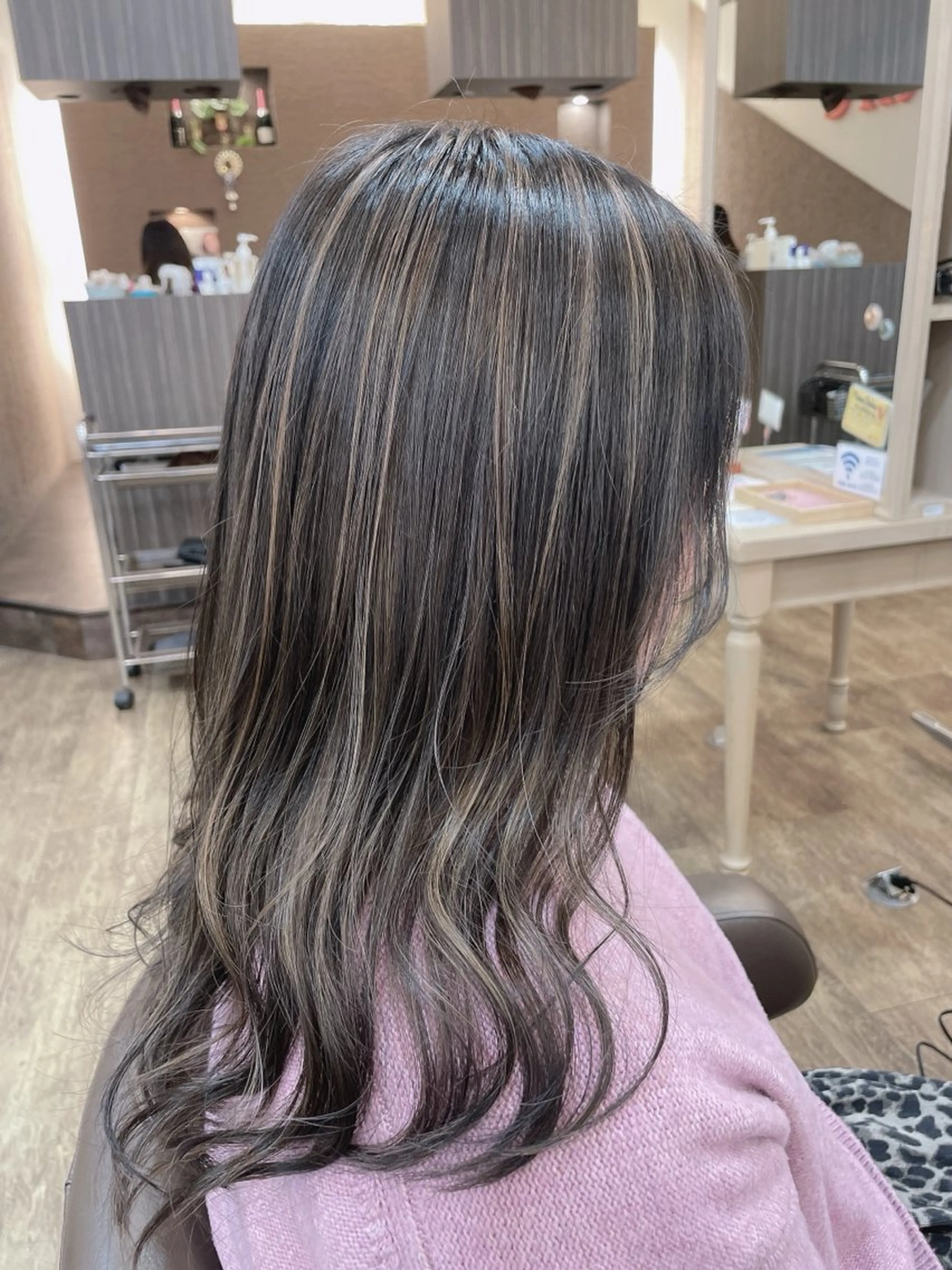 セミロング カラー ヘアカラー 尚平 40代からの 髪質改善専門のその他イメージ