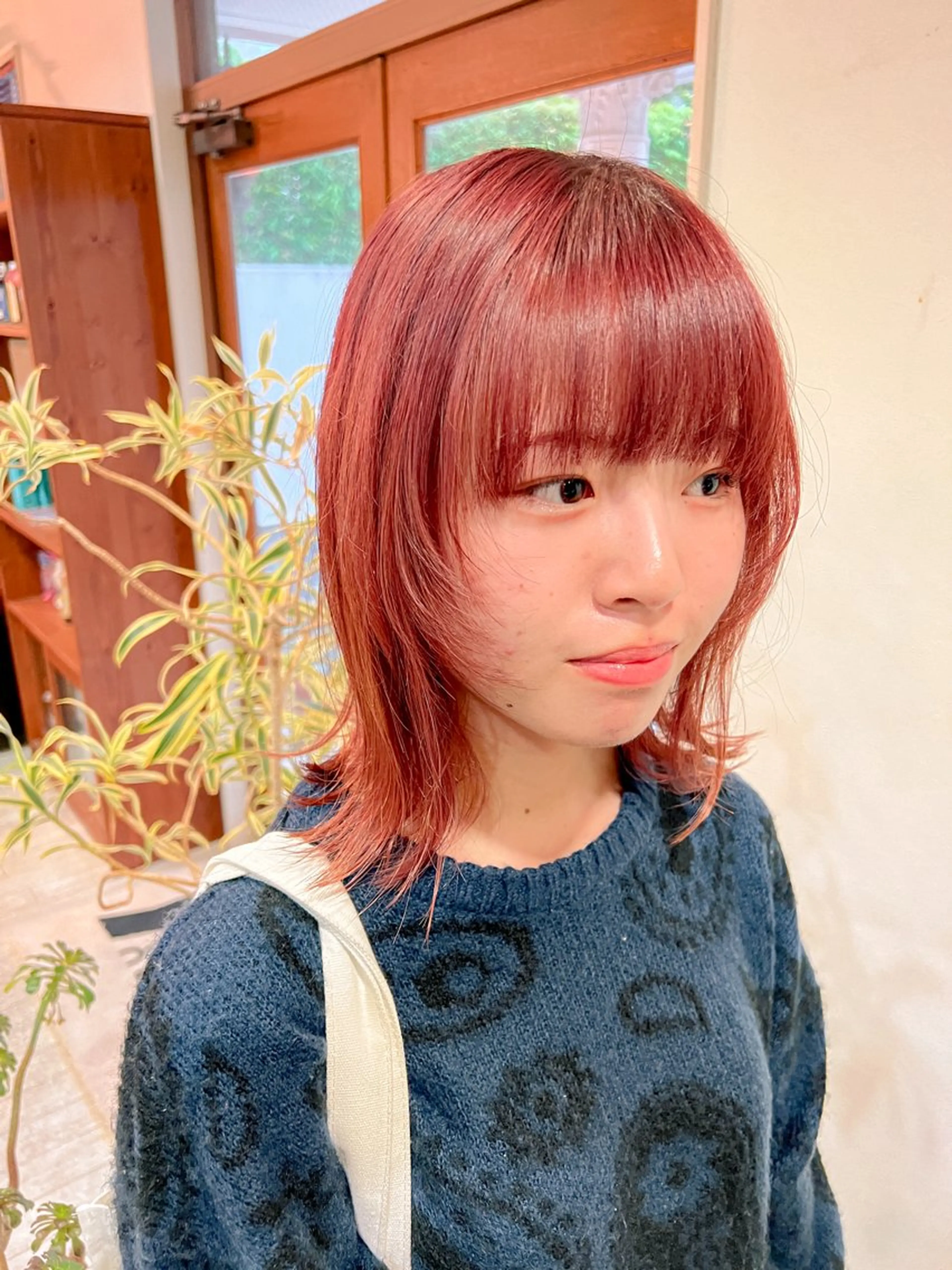 ミディアム ヘアカラー トリートメント 極上髪質改善 宮内開星のヘアスタイル