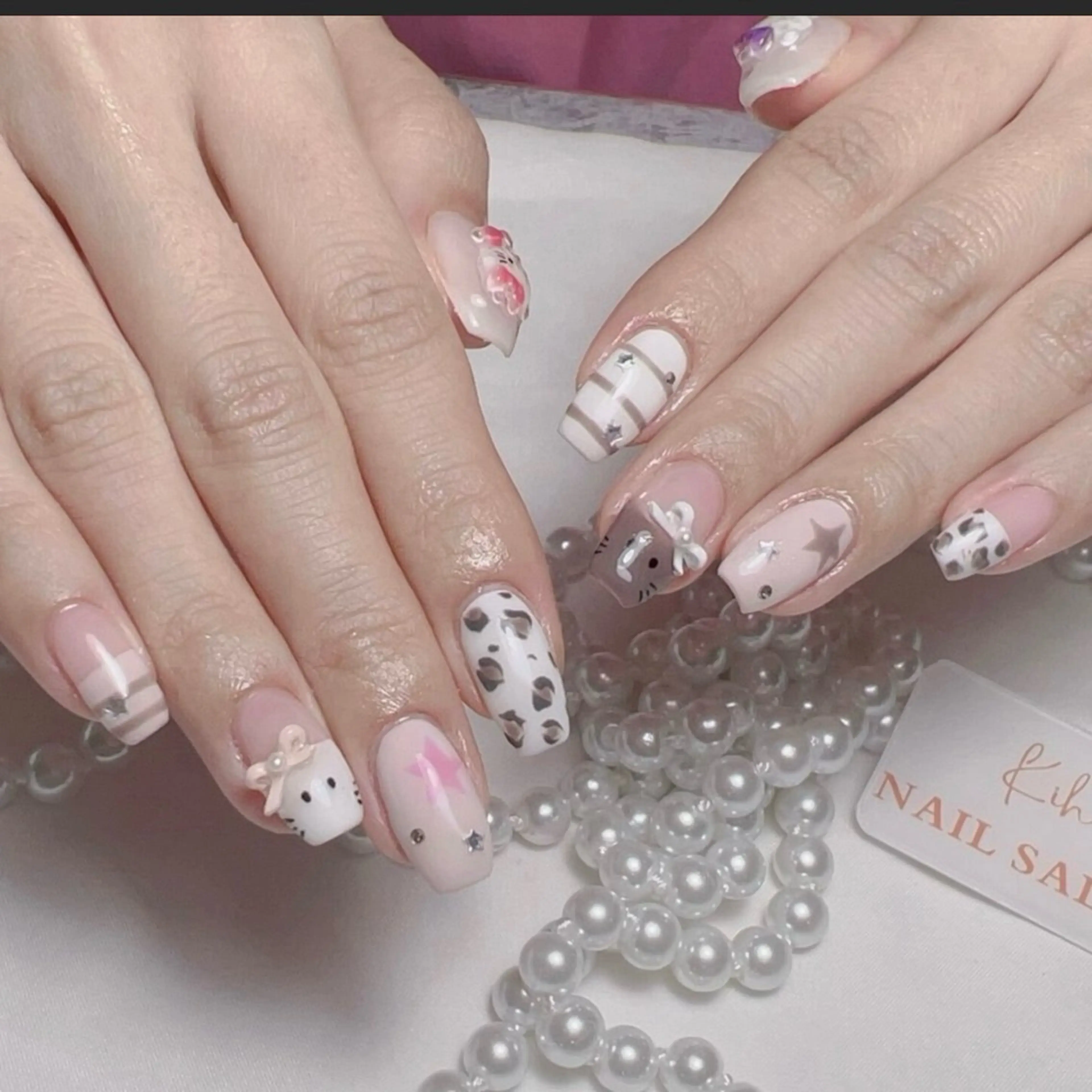 ネイル アートネイル フレンチネイル ジェルネイル グラデーション 韓国ネイル ハンドネイル 💕鈴木ユリ パラジェル/オフ無料のネイルデザイン