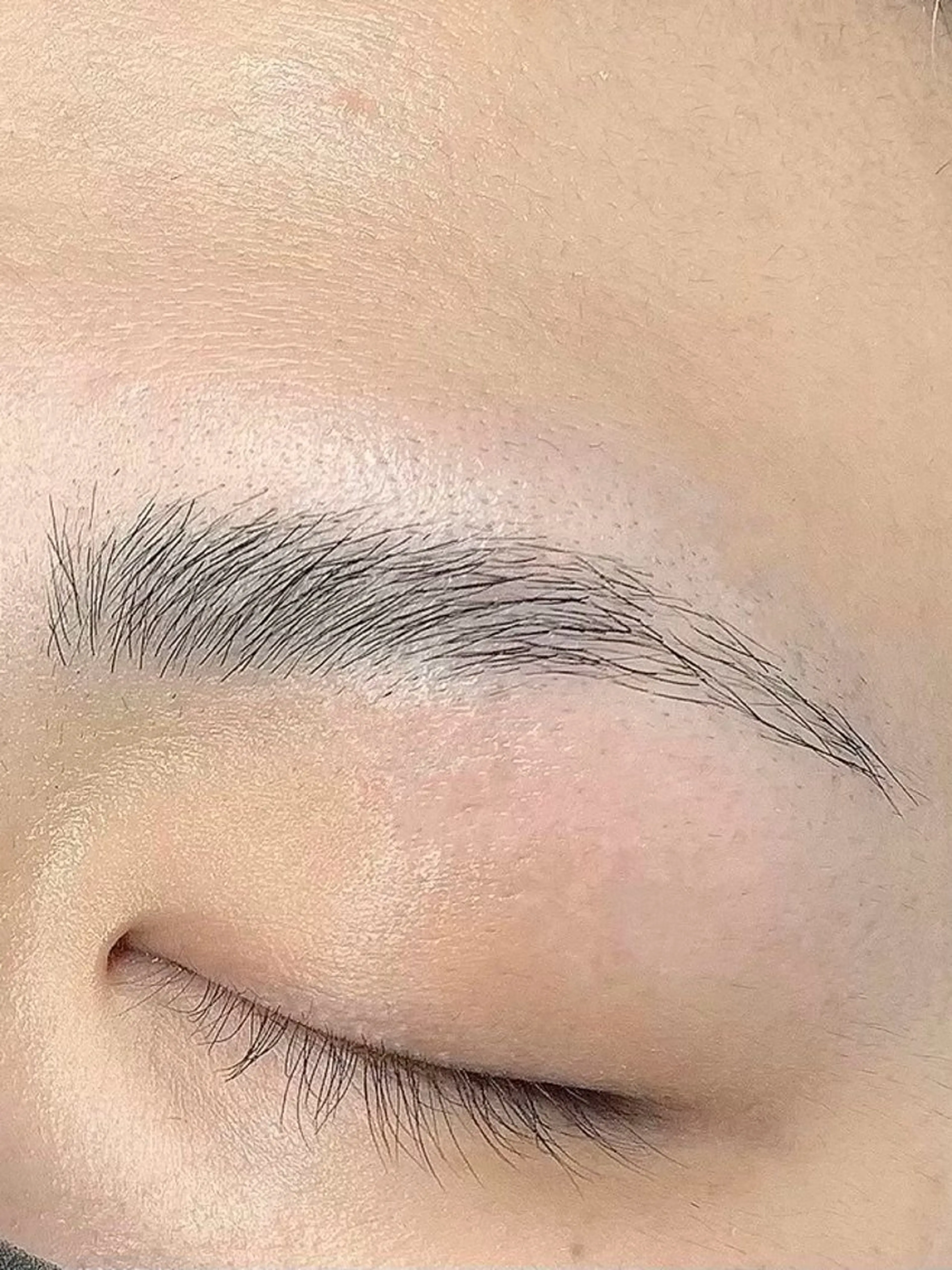 アイブロウ ワックス脱毛 アイリスト/ スタイリスト🌼岩山のヘアスタイル