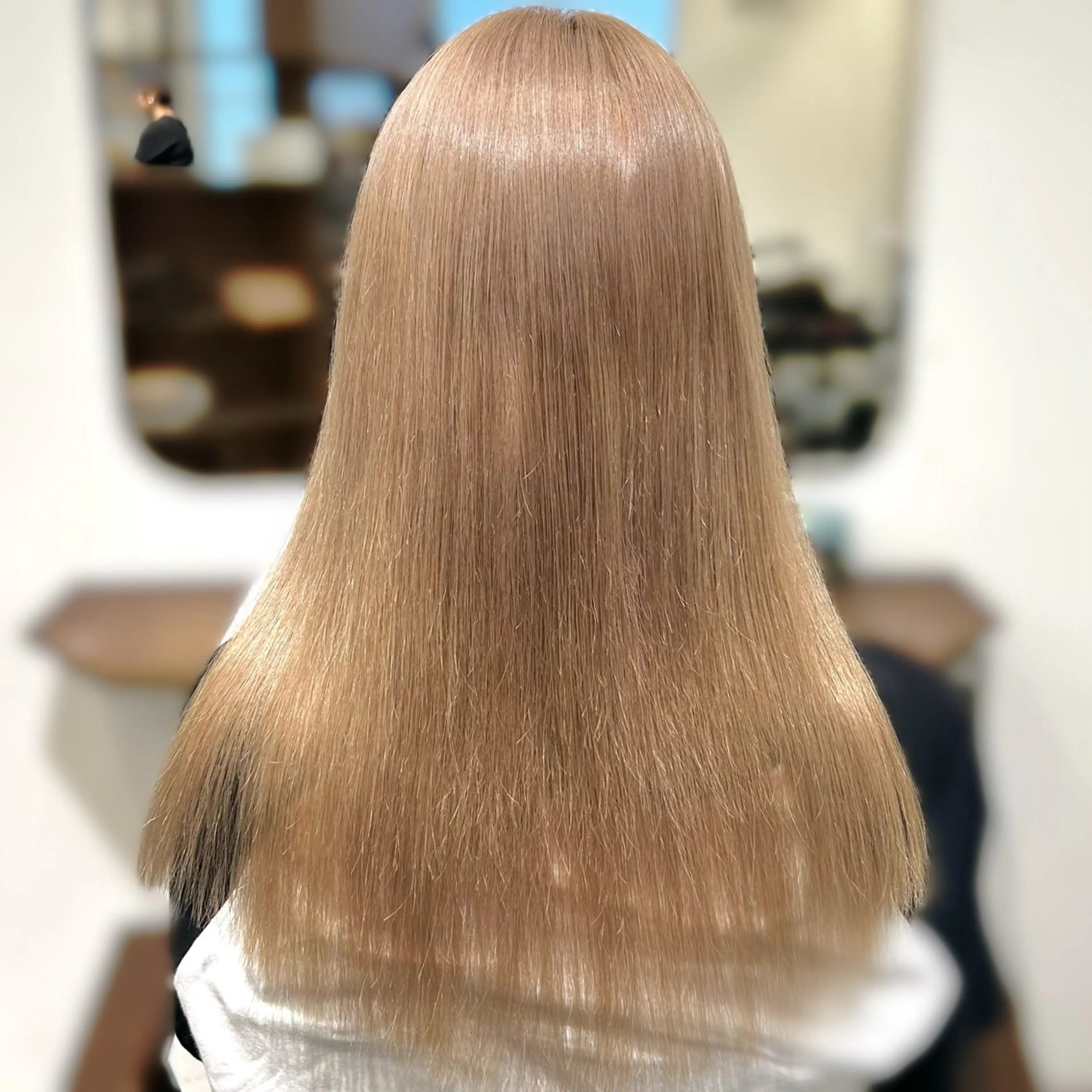 ミディアム 坂本 璃里杏のヘアスタイル