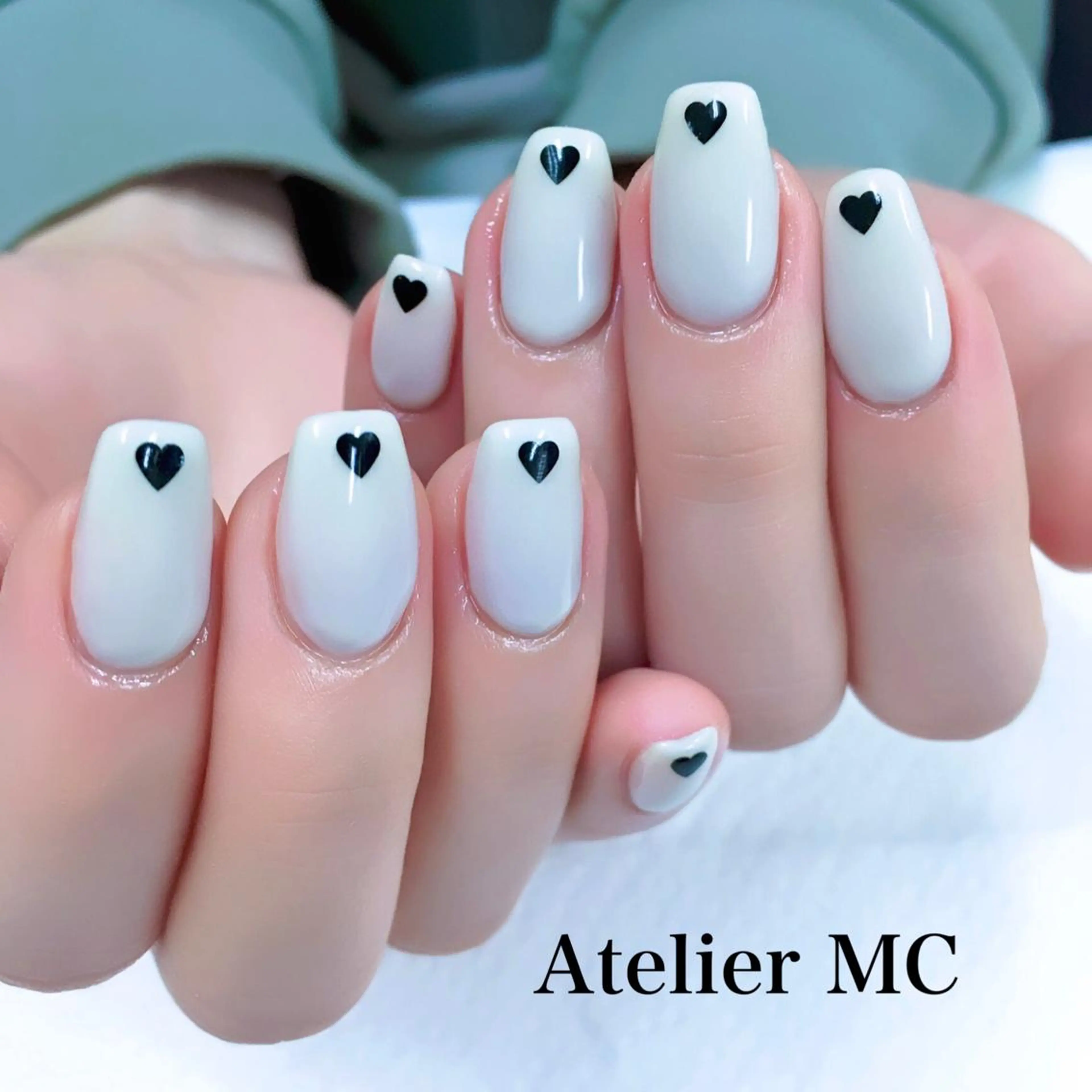 ネイル ハンドネイル アトリエ エムシー 【新富町・東銀座】のネイルデザイン