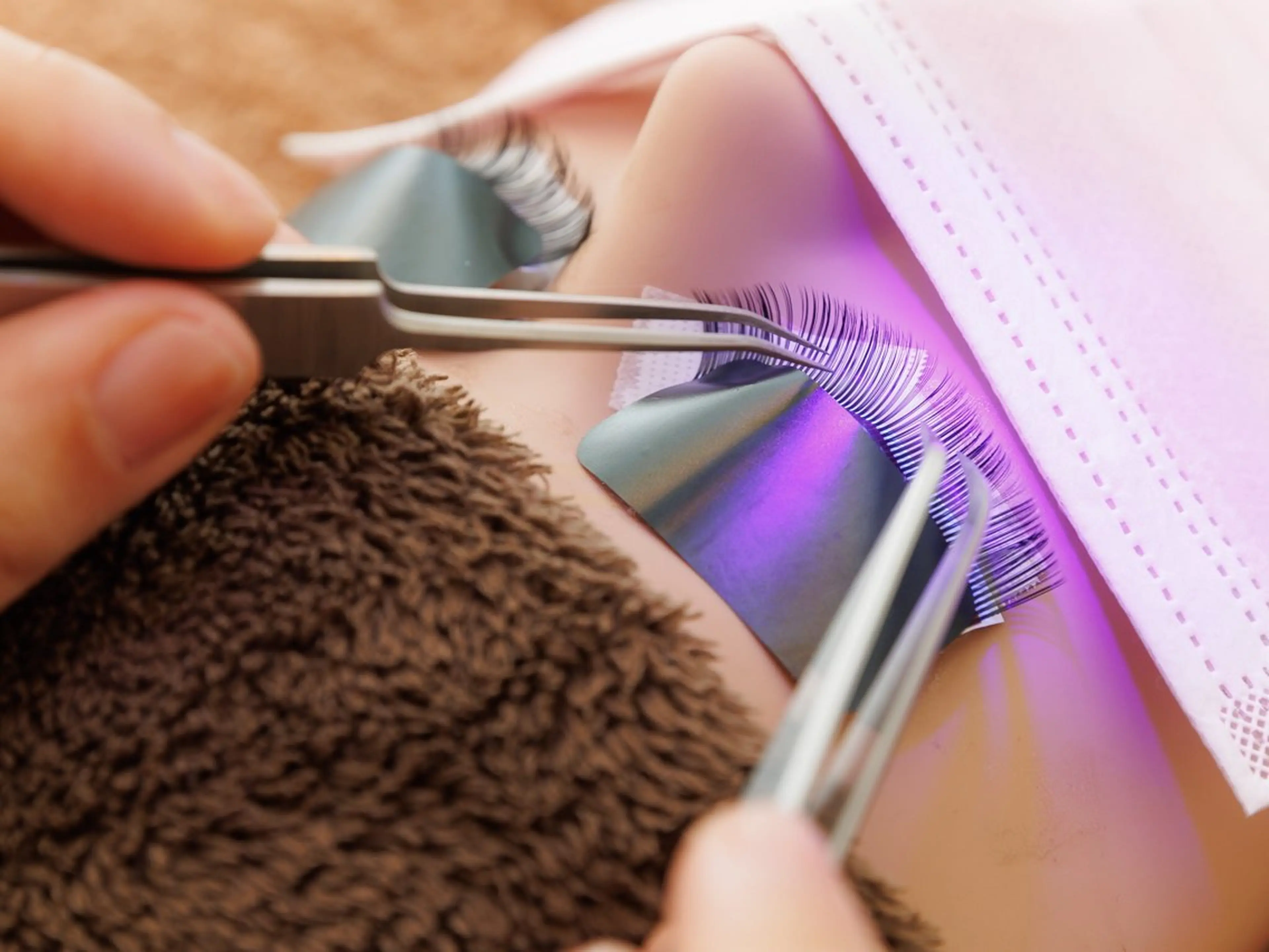 LEDマツエク両目100本モニターの写真