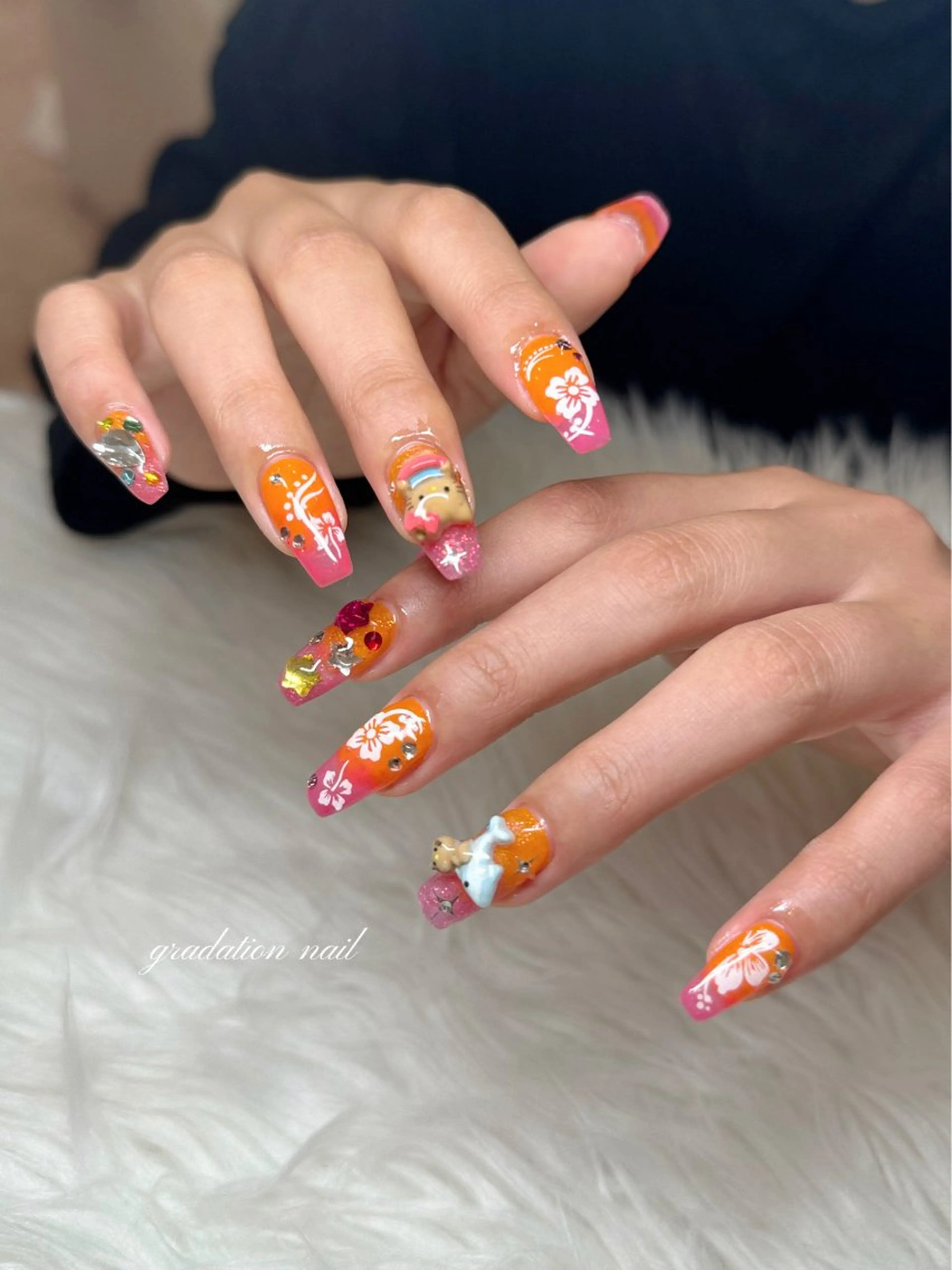 ネイル ハンドネイル UnFLAIR 麻布十番店🧸NAOのネイルデザイン