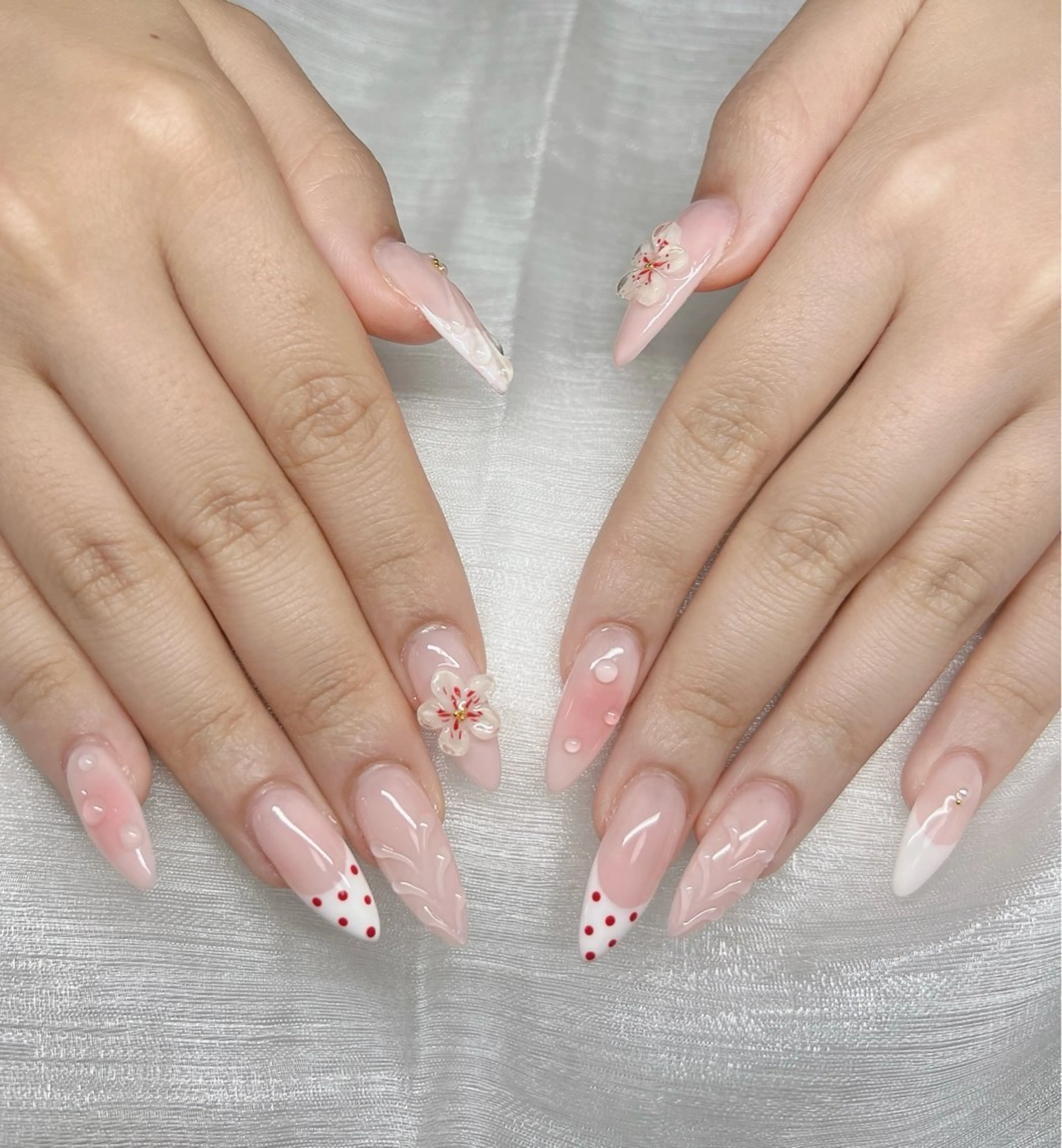 ネイル 長さ出し グラデーション キラキラネイル マグネットネイル ニュアンスネイル Lee Nails チップ長さだし専門店のネイルデザイン