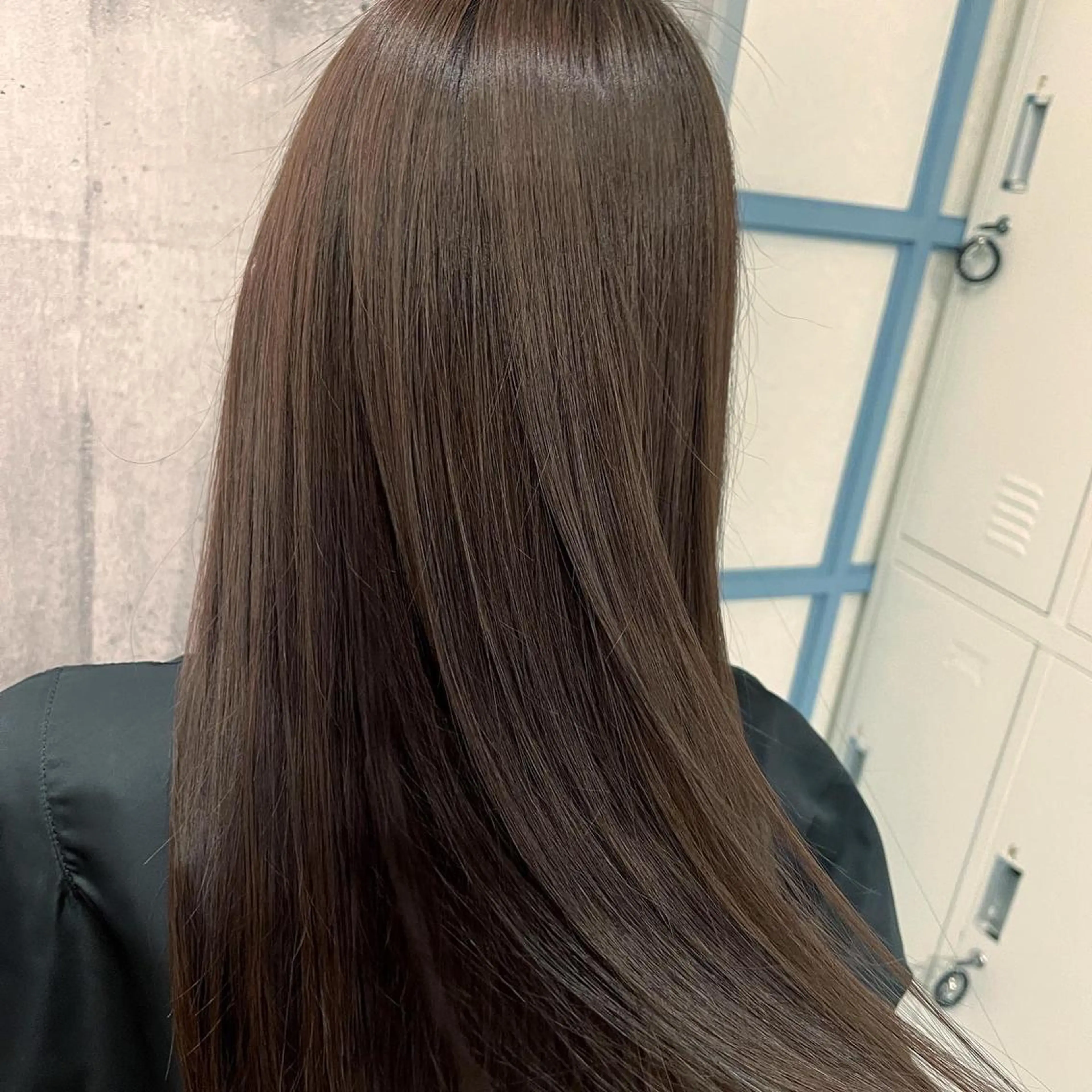 ショート カラー アッシュ アッシュブラウン ブリーチ ブラウンカラー ブリーチなしカラー カット ヘアカラー トリートメント ブリーチ/髪質改善/ レイヤー/YUTO‎のヘアスタイル