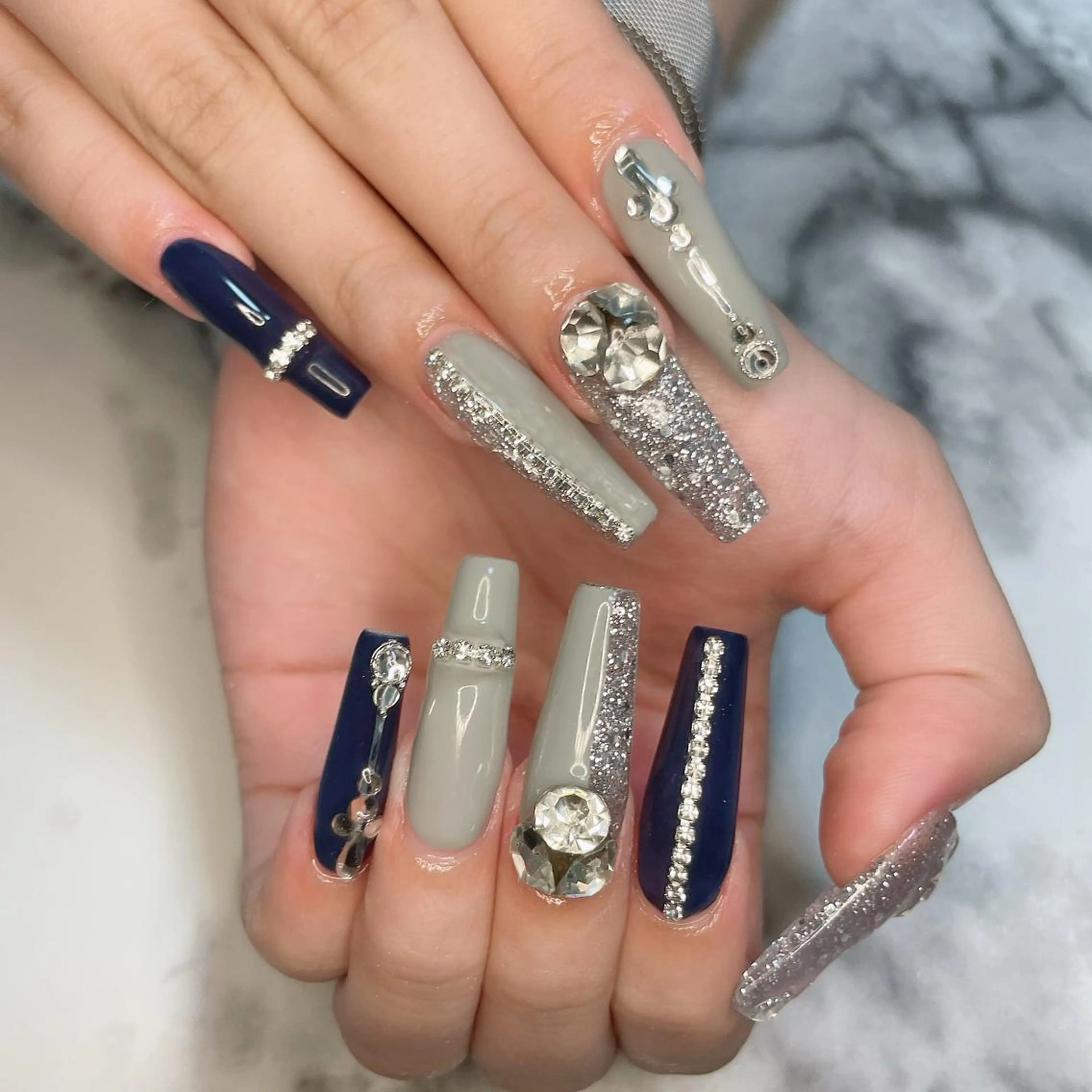 ネイル ハンドネイル salon de belnetta所属・kayo 💅のネイルデザイン