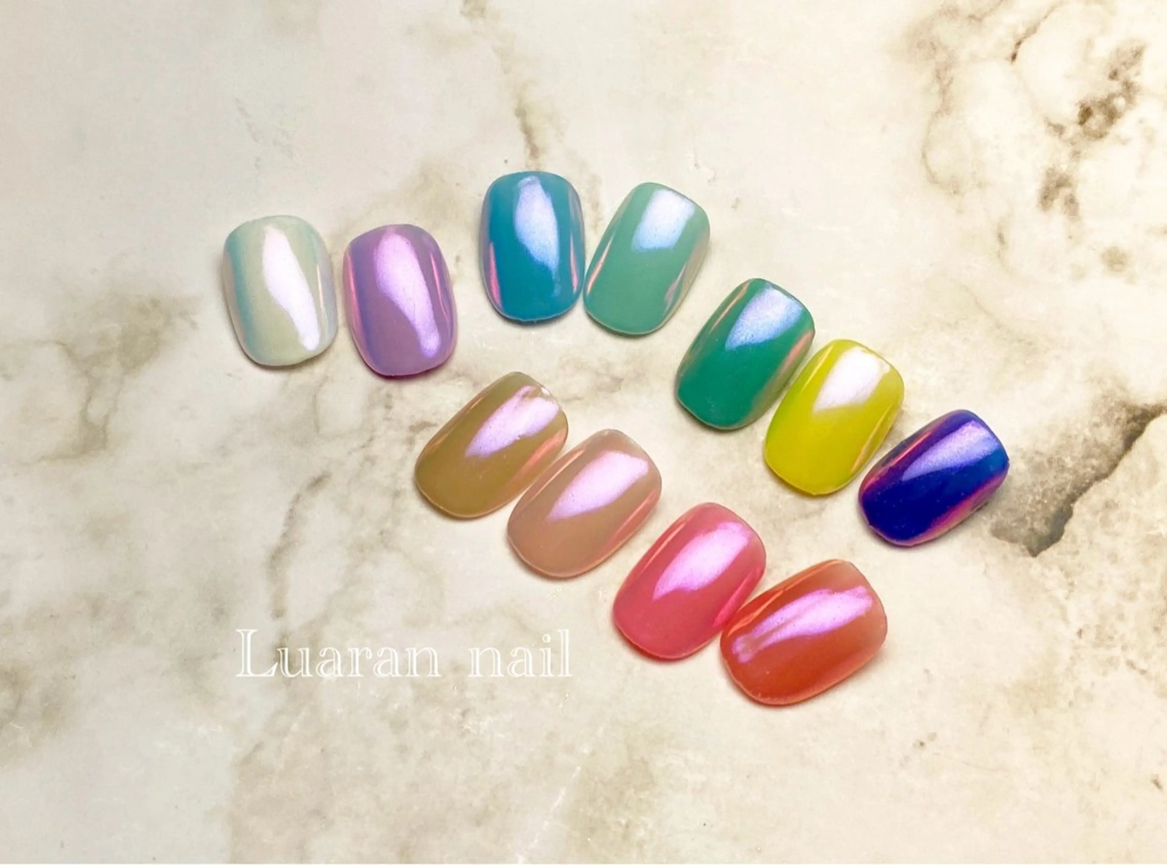 ネイル オーロラネイル Luaran nailのネイルデザイン