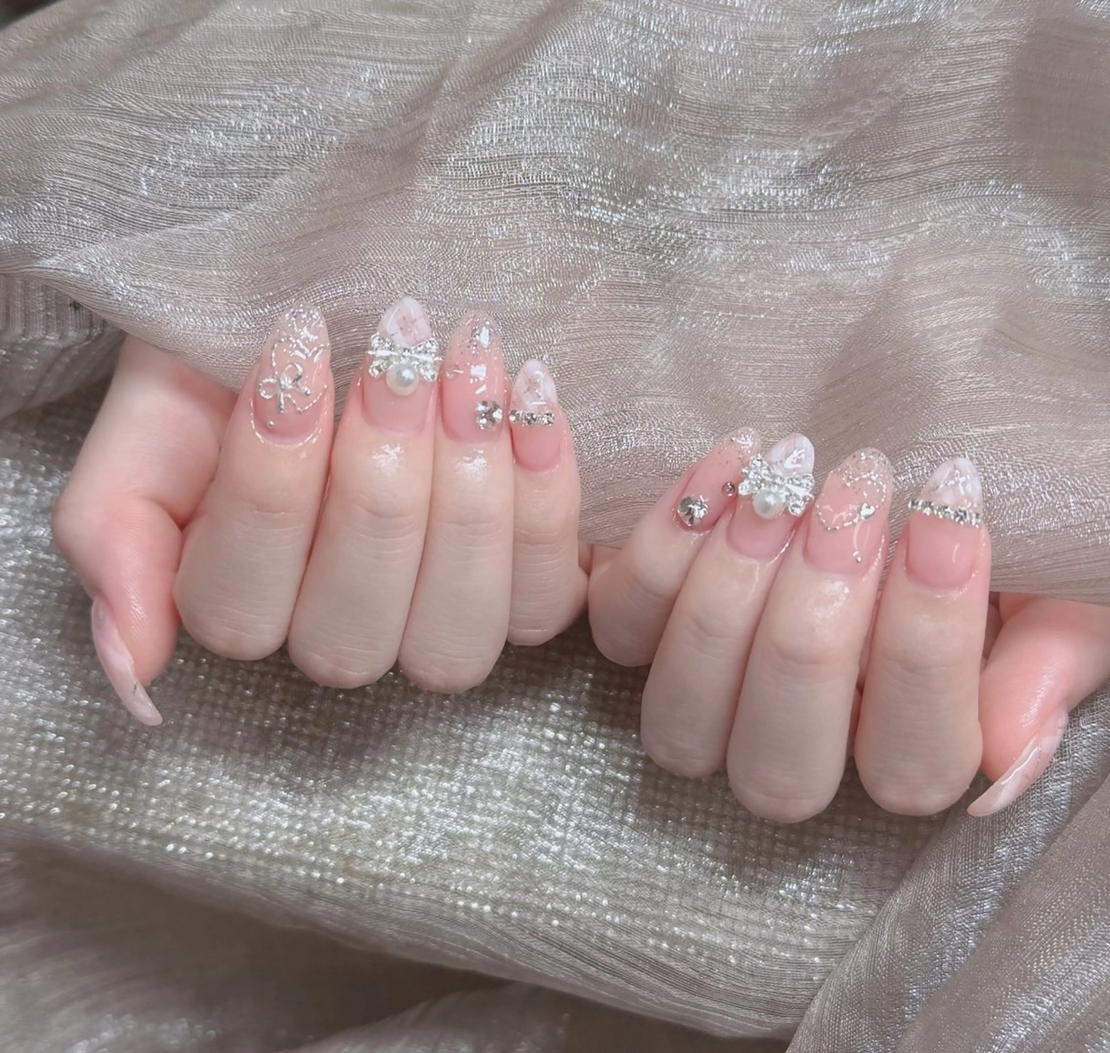 ネイル フレンチネイル ジェルネイル ガラスフレンチ ハロウィン ハート ハンドネイル H.baby Nail Salonのネイルデザイン
