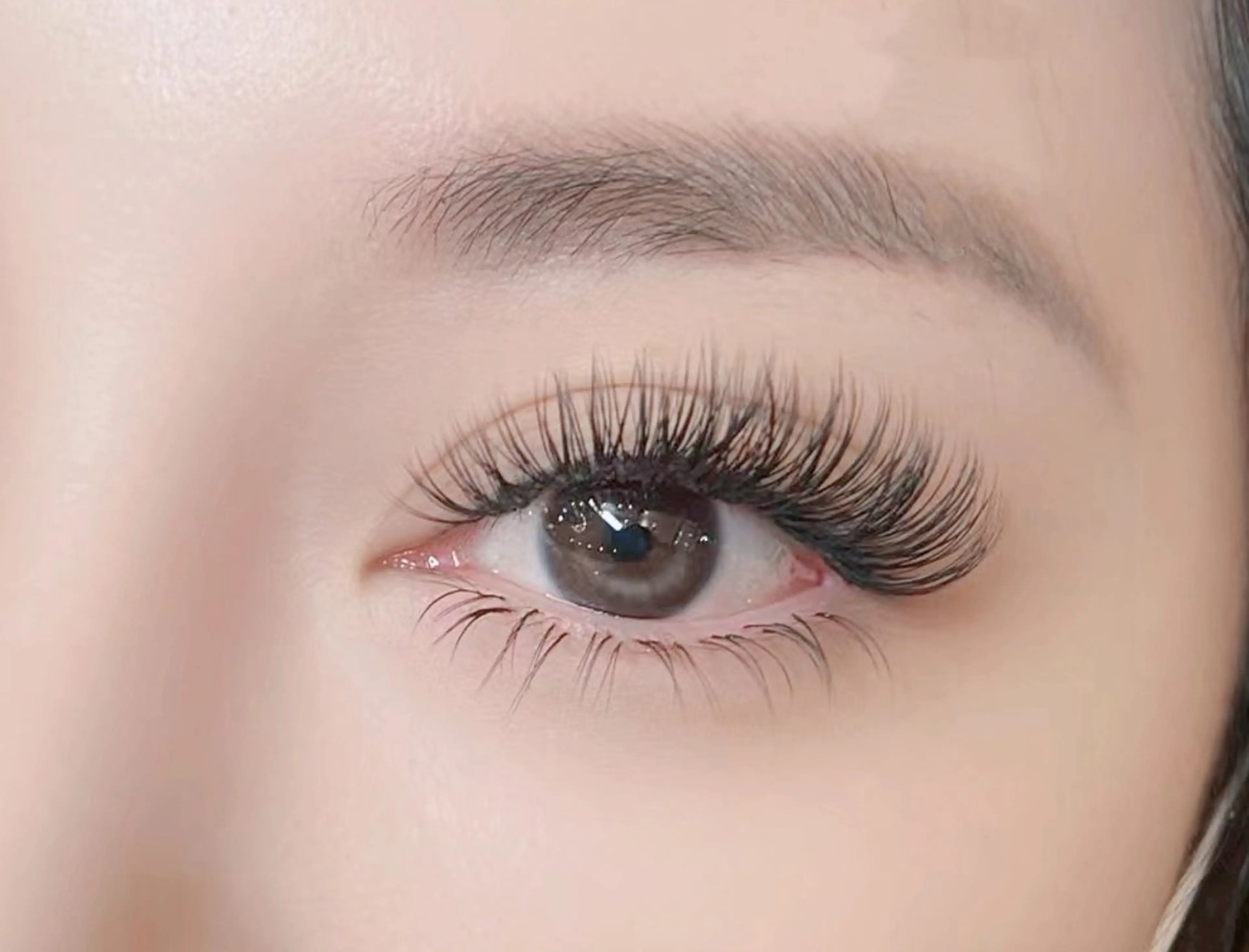 【オフ無料★マツエク極細ふわふわ】3D/4D/5Dボリュームラッシュ300本¥6280の写真