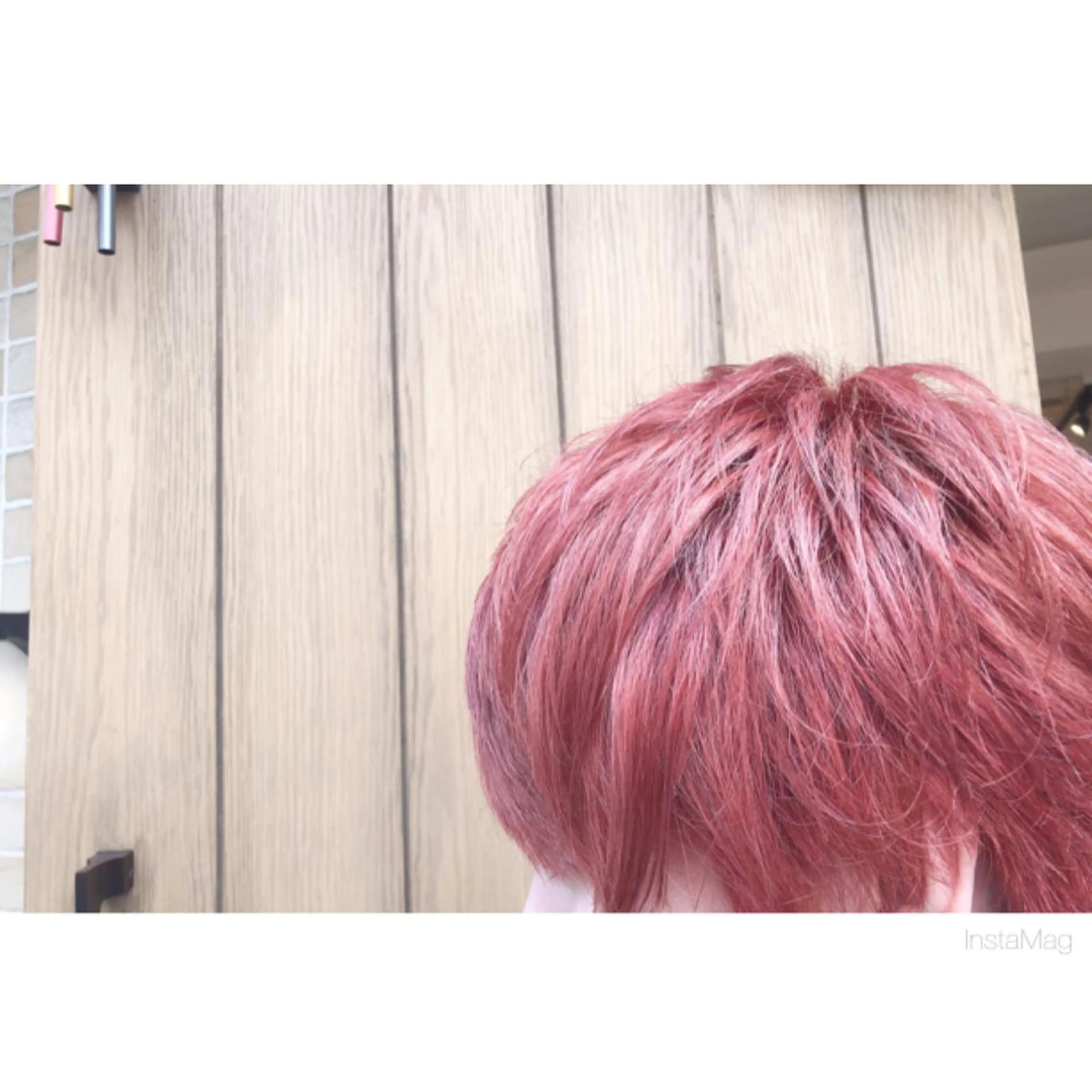 ショート カラー メンズ 透明感カラー レッドカラー カット ヘアカラー 岩間 香純のヘアスタイル