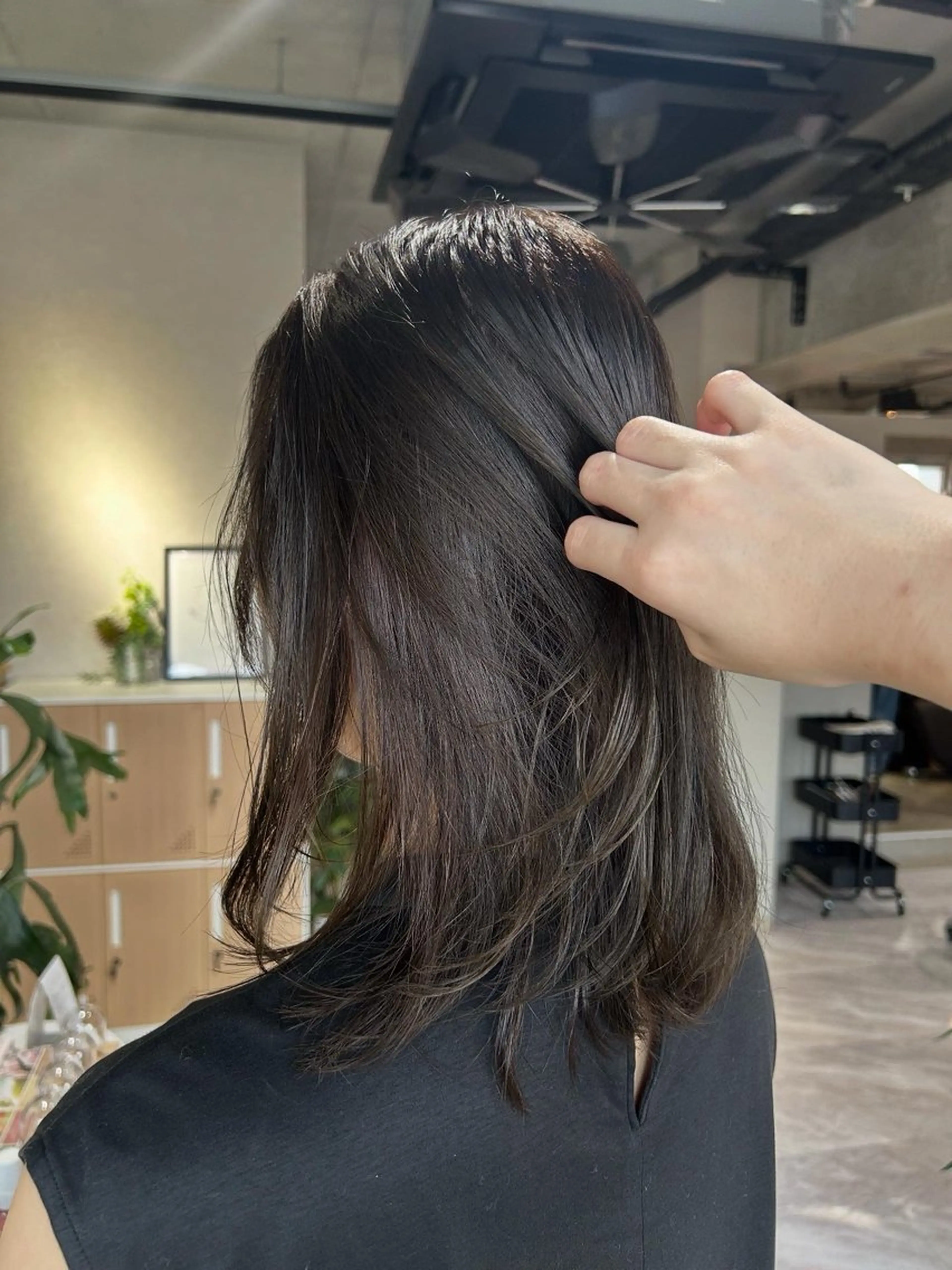 ミディアム カラー Plume.所属・おおひら ののはのヘアスタイル