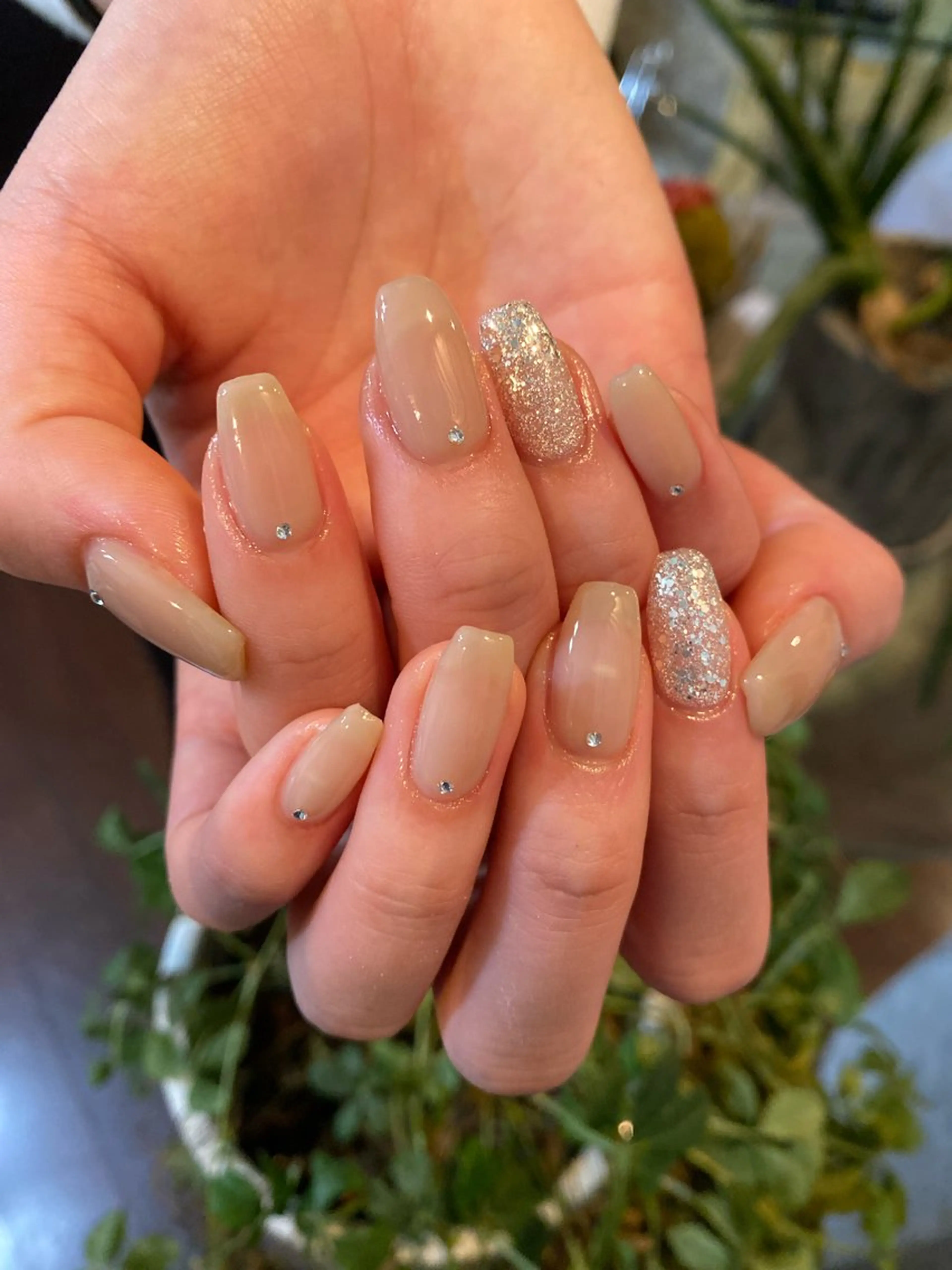 ネイル ストーンネイル ハンドネイル private nail salon   crystal ⭐︎ color所属・crystal ⭐︎ colorのネイルデザイン