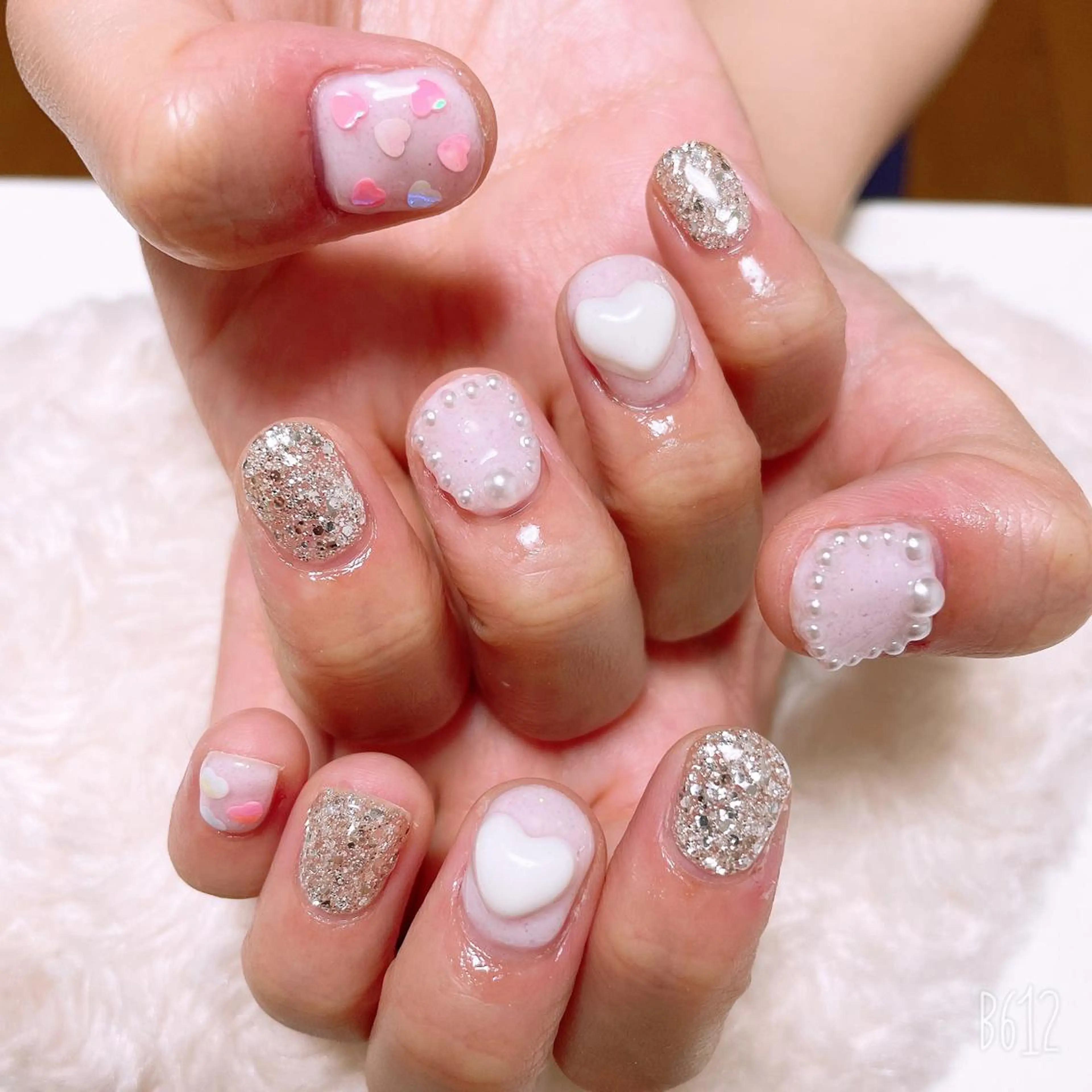 ネイル The Best Beauty受付担当のヘアスタイル