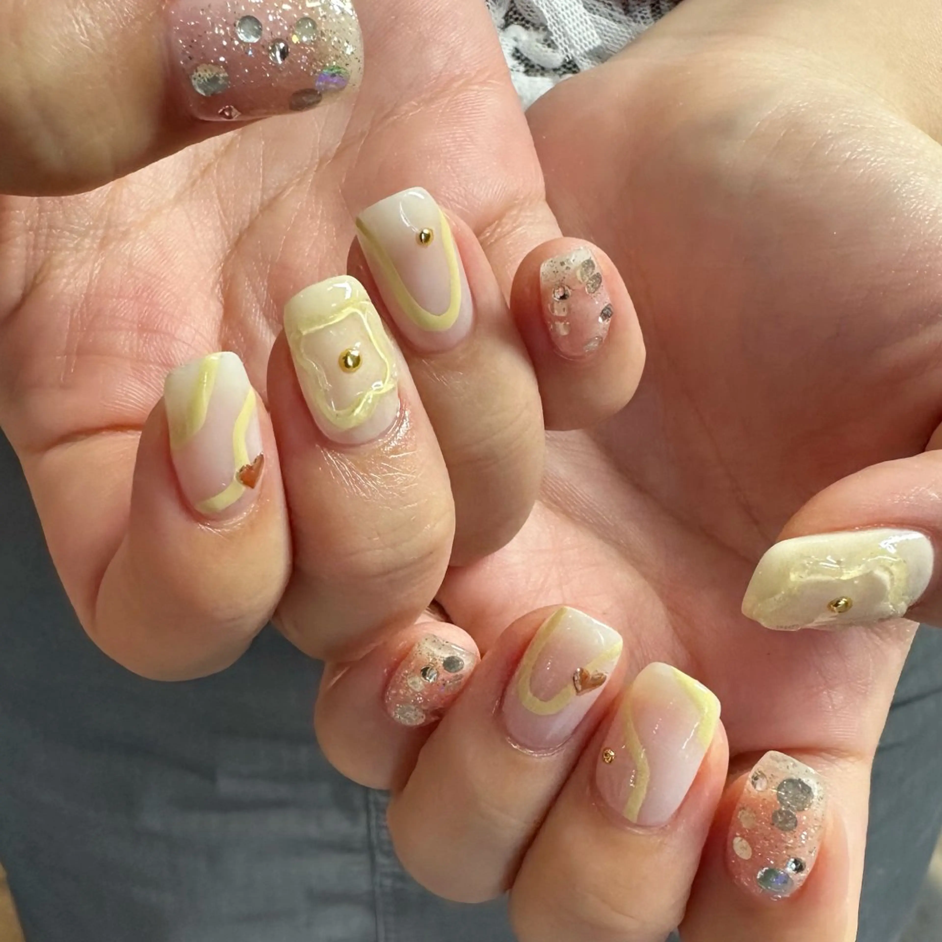 ネイル ハンドネイル 佐藤 穂乃香のネイルデザイン