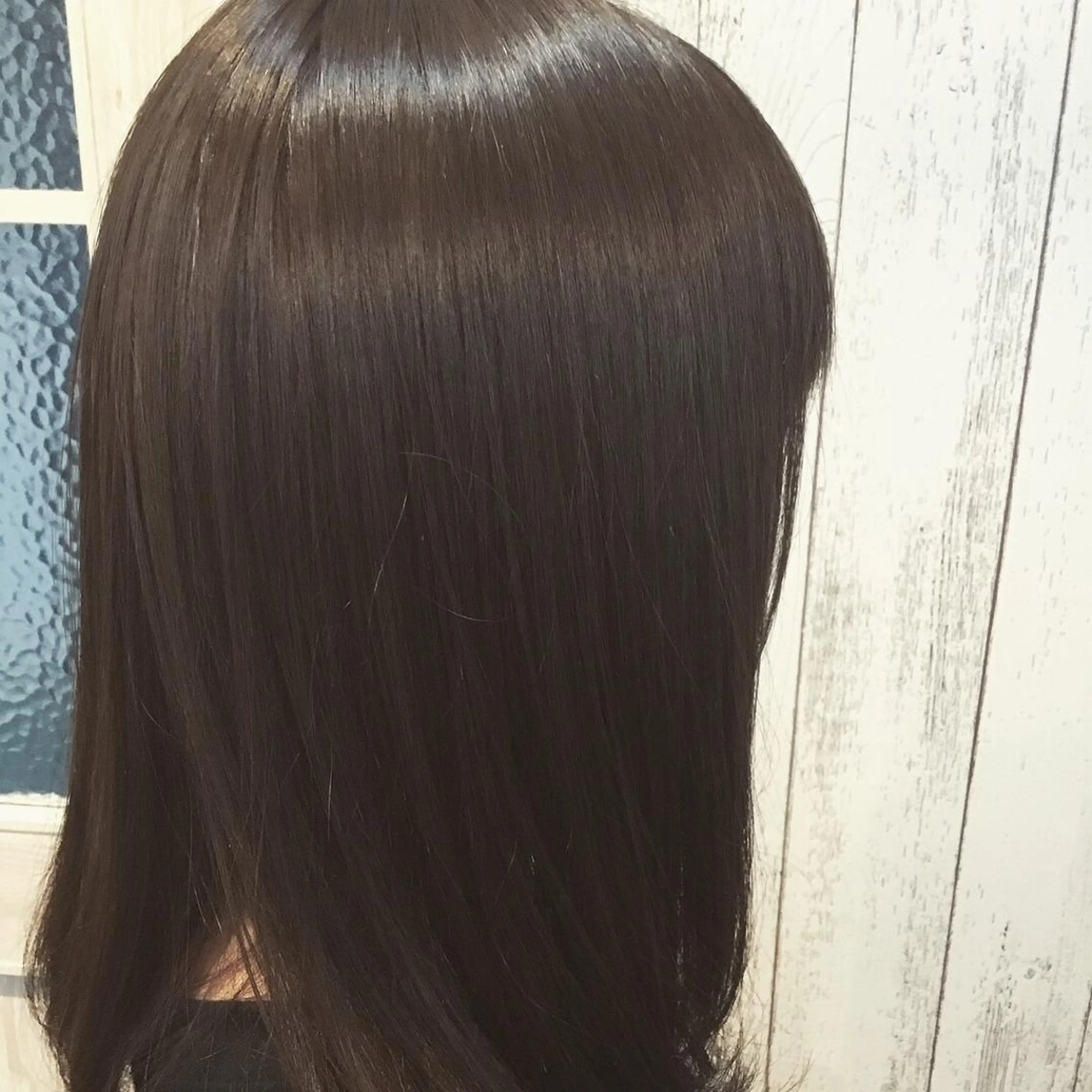 ミディアム カラー パーマ embrace エンブレイスのヘアスタイル