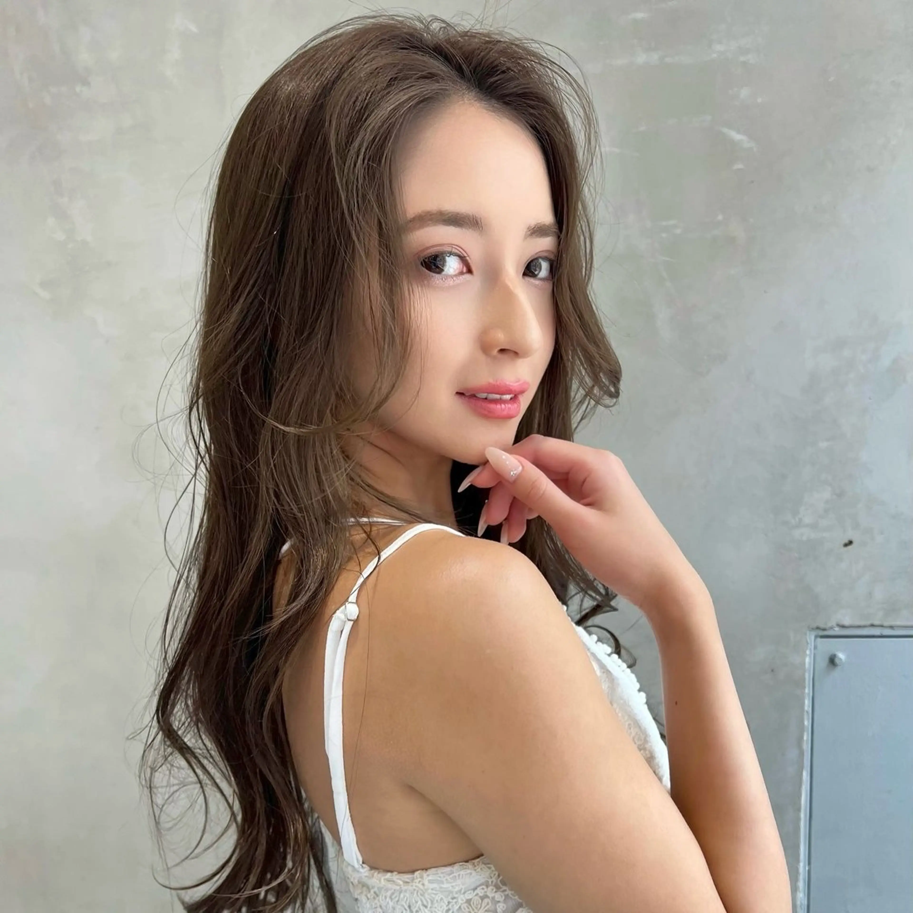 ロング カラー カット ヘアカラー トリートメント 韓国ヘア/髪質改善/ レイヤー/ブラウンのヘアスタイル