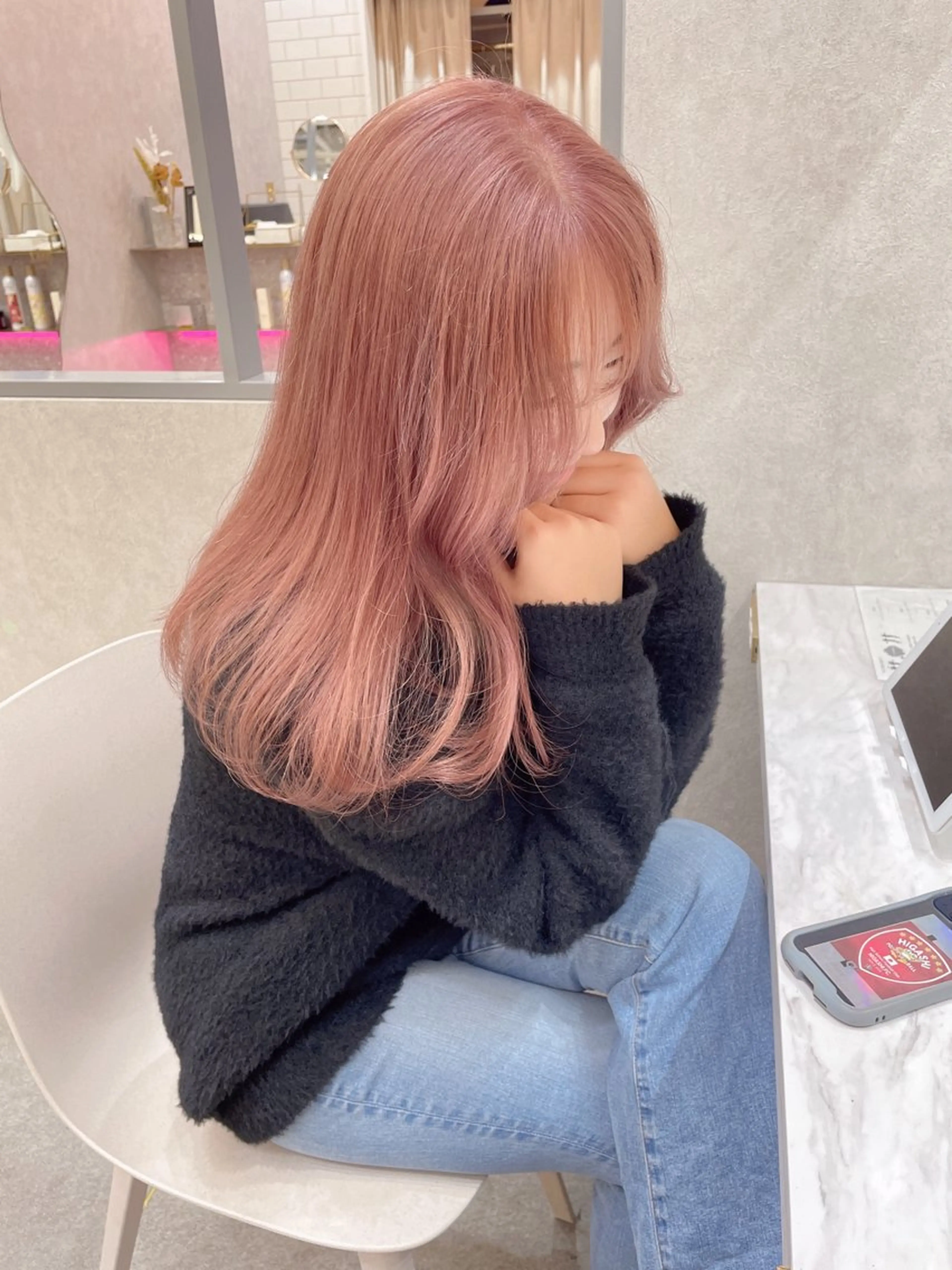 ロング カラー karin ボブハイトーンのヘアスタイル