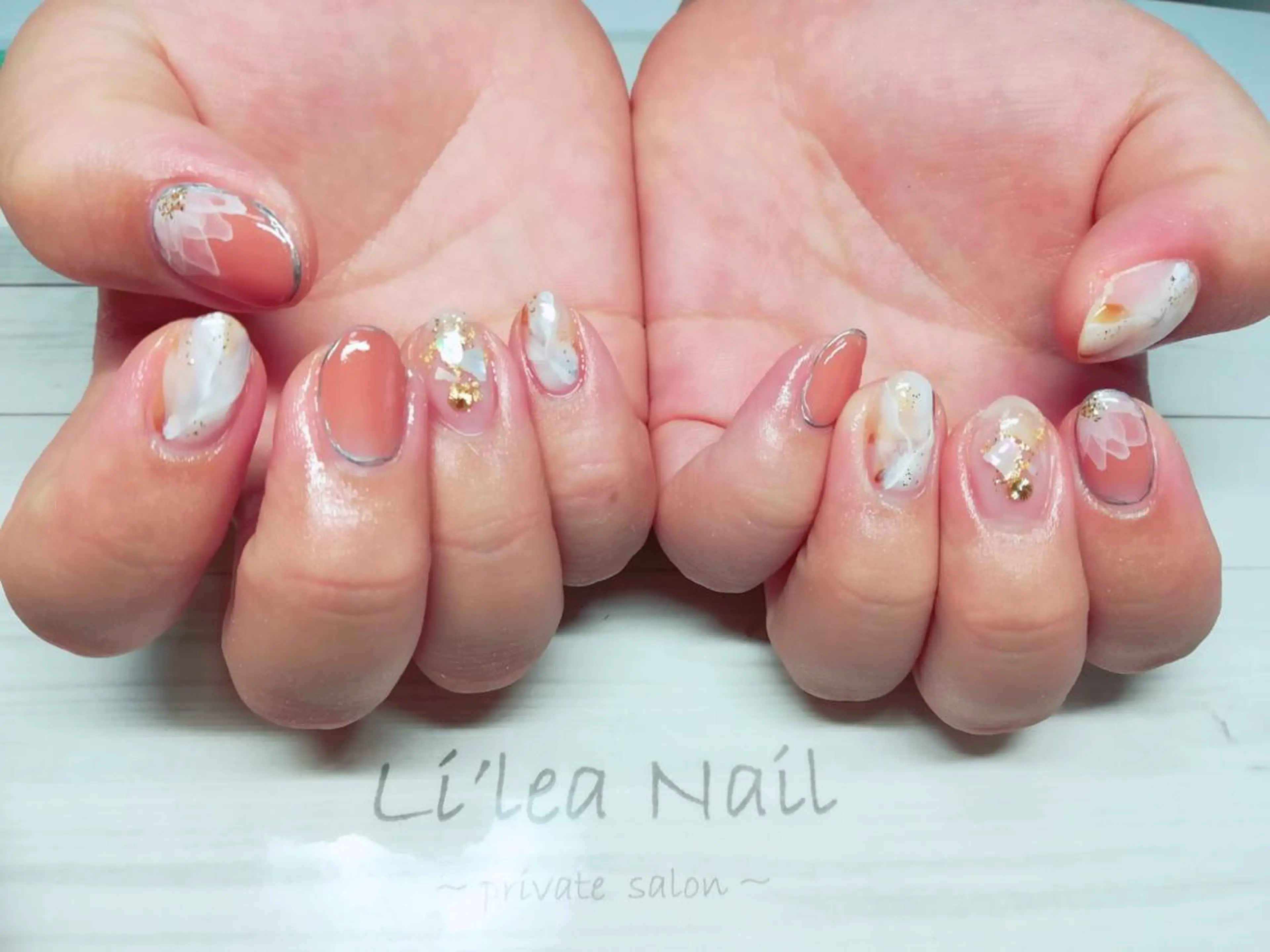 ネイル Li'leaNail AINAのネイルデザイン