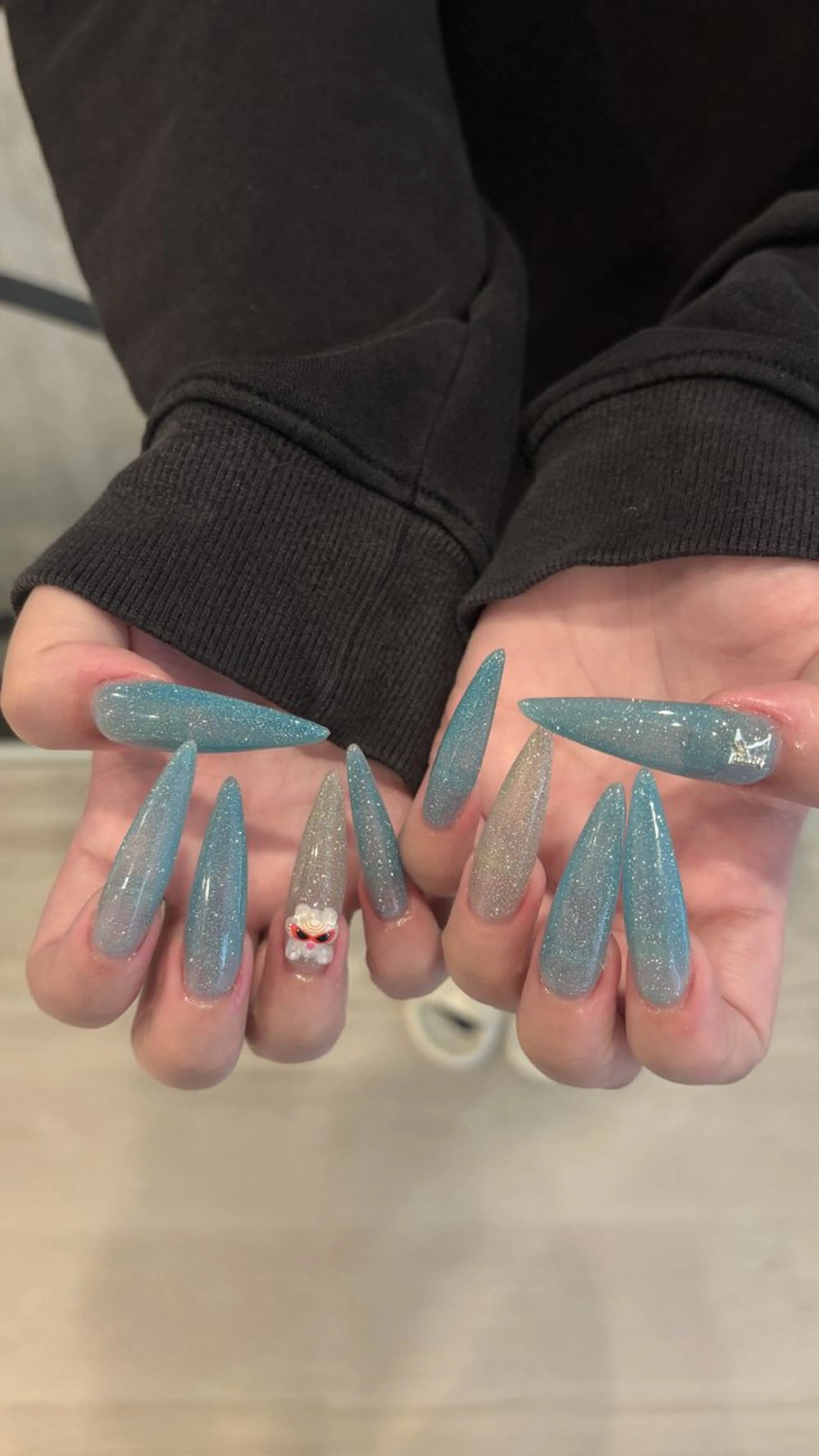 ネイル 名古屋ワンホンネイル 沙理亜のネイルデザイン