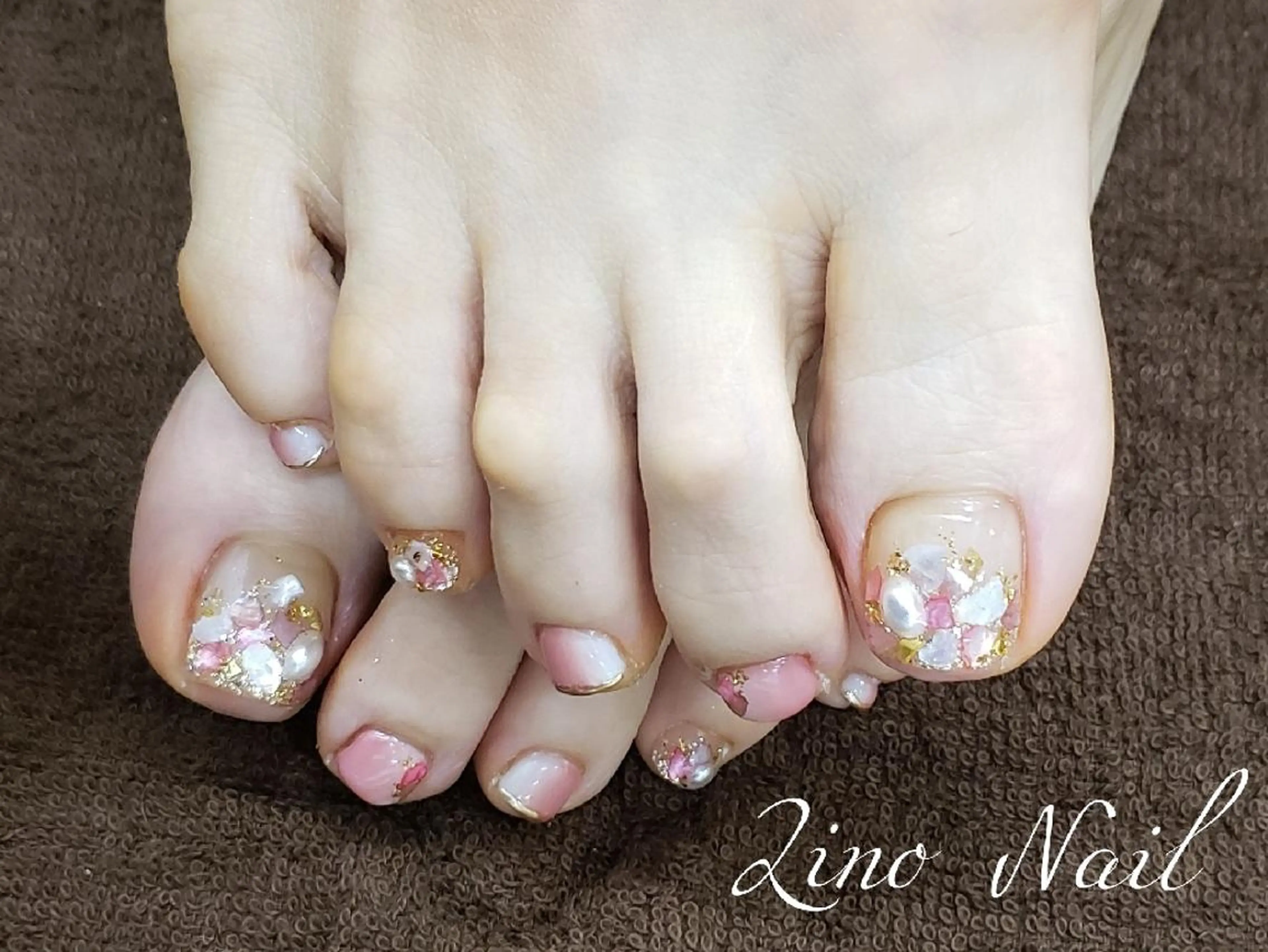 ネイル Lino Nailのネイルデザイン