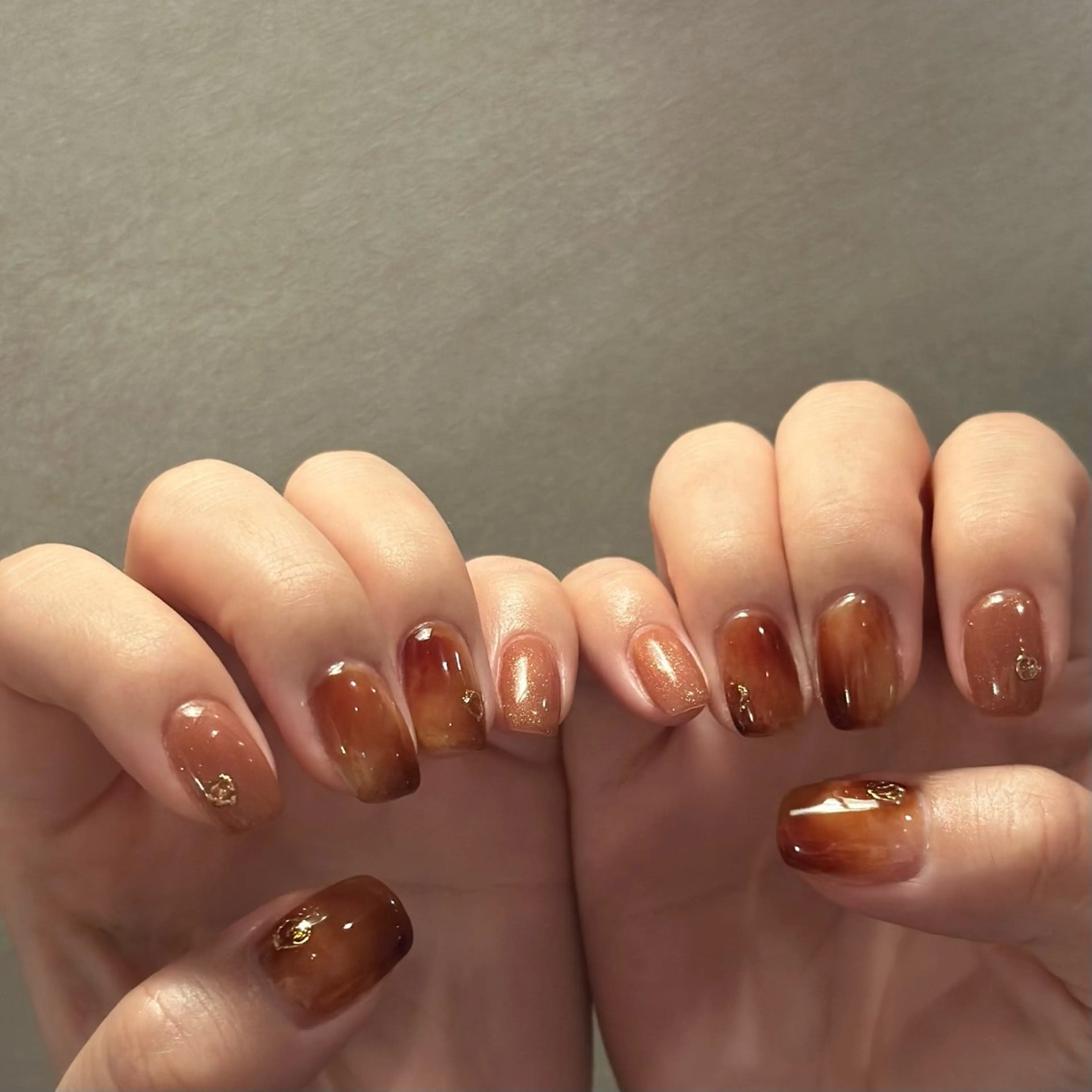 ネイル ニュアンスネイル aoi .のネイルデザイン