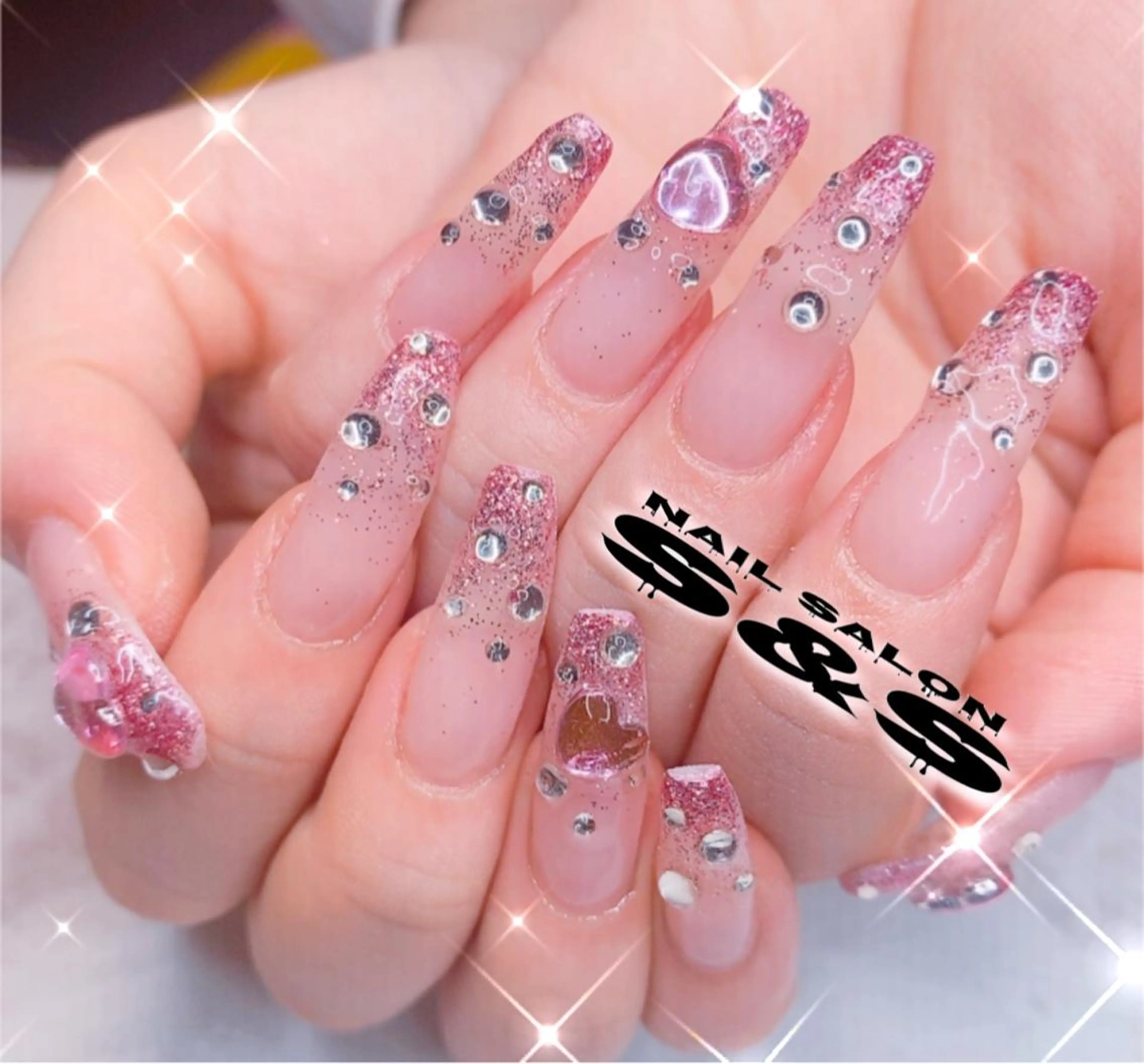 ネイル 長さ出し メンズネイル 持ち込み スカルプネイル ストーンネイル S&S 村田小百合のネイルデザイン