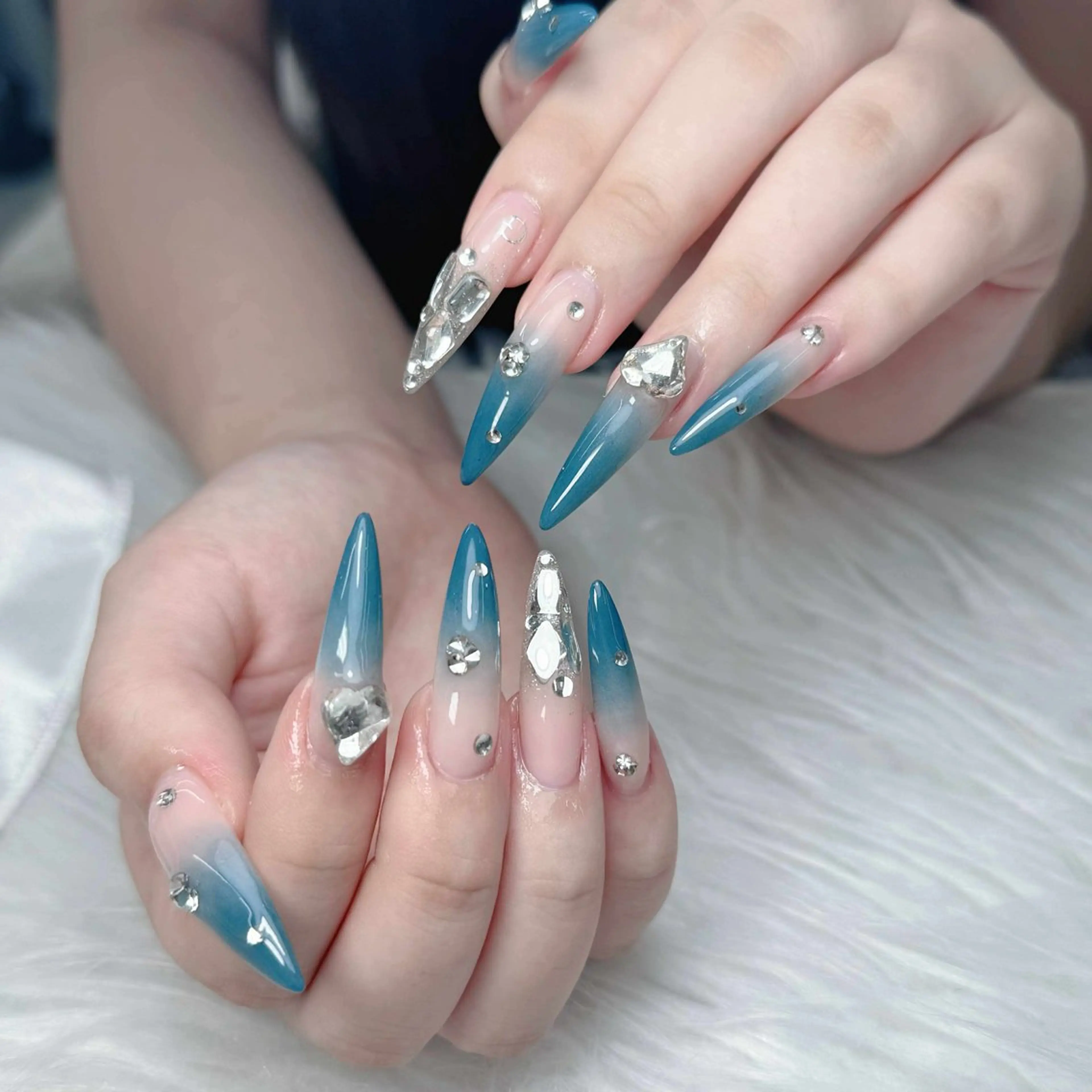 ネイル アートネイル ジェルネイル キラキラネイル 持ち込み シンプルネイル Nova Nail Salonのネイルデザイン